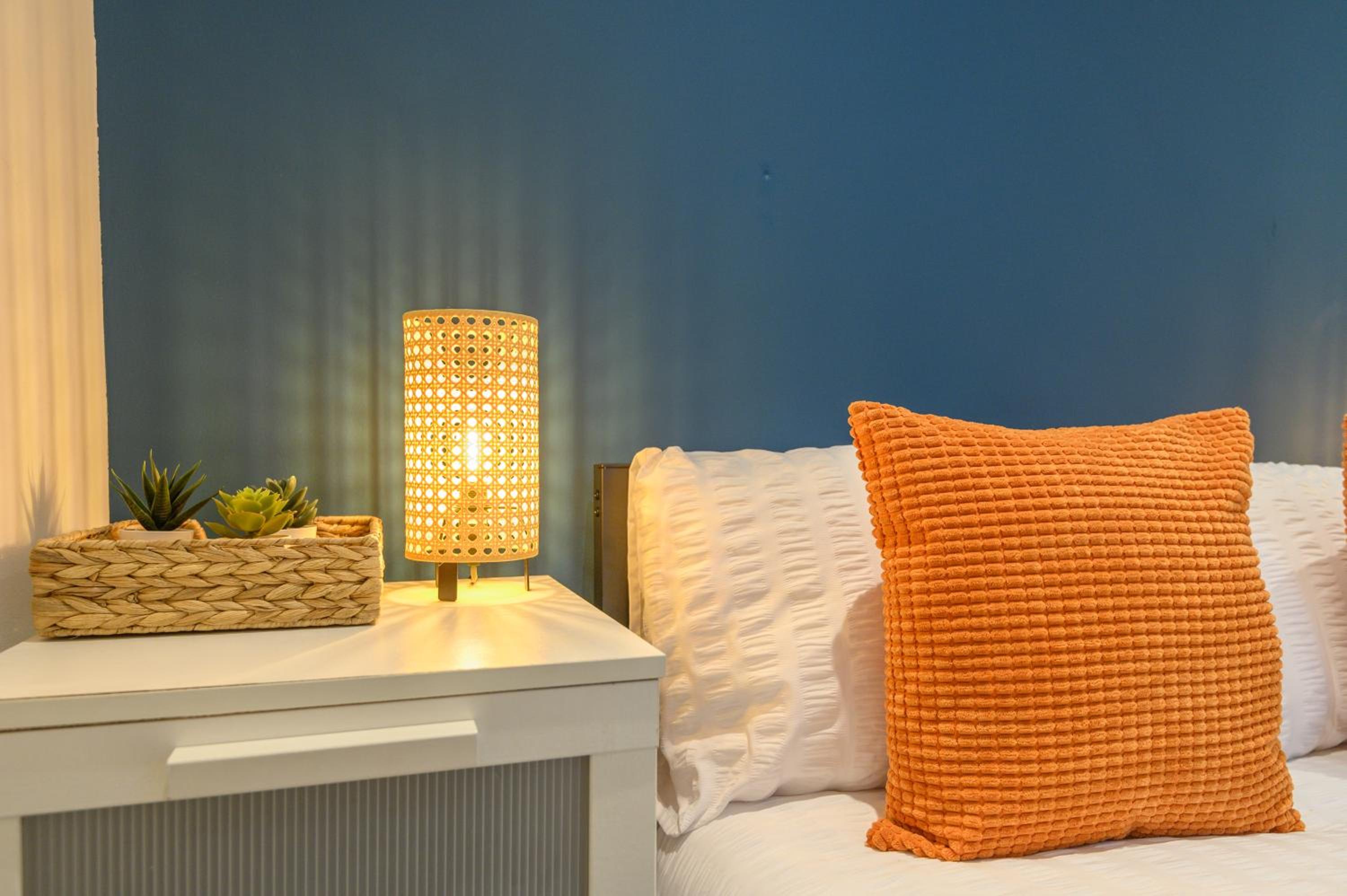 Central Business Class Apartment - Luxury Living