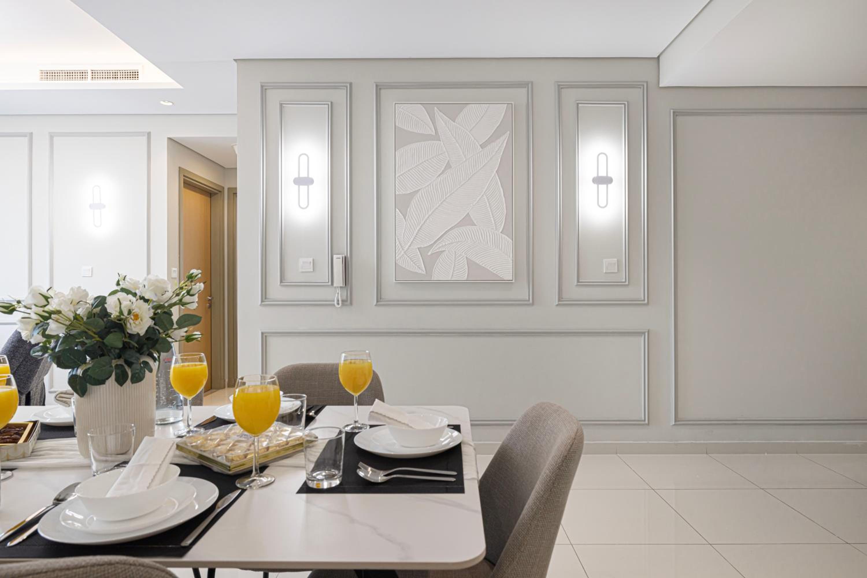 Paramount Midtown by Luxe Living
