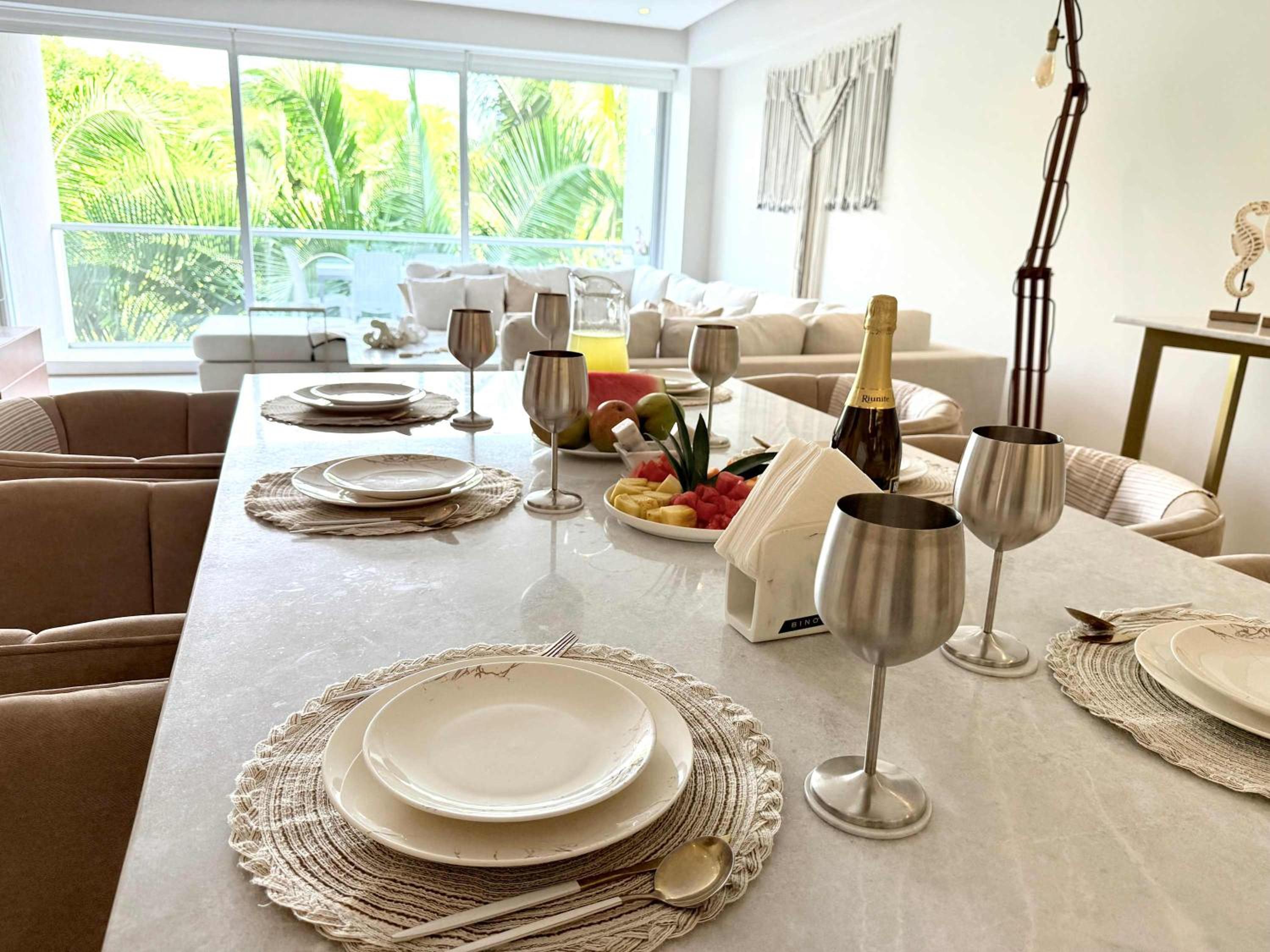 Bolongo 3BR your exclusive oceanfront escape
