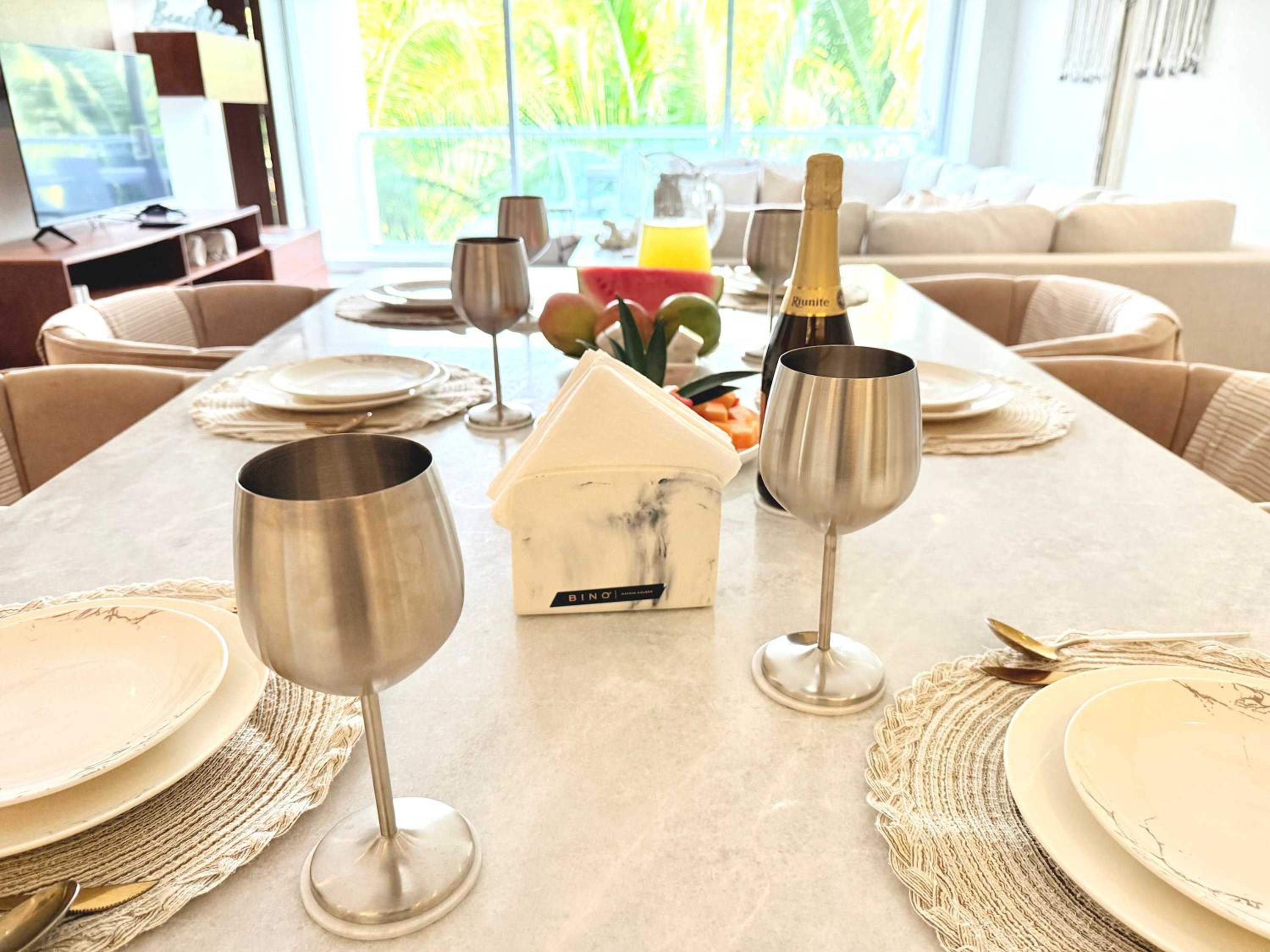Bolongo 3BR your exclusive oceanfront escape