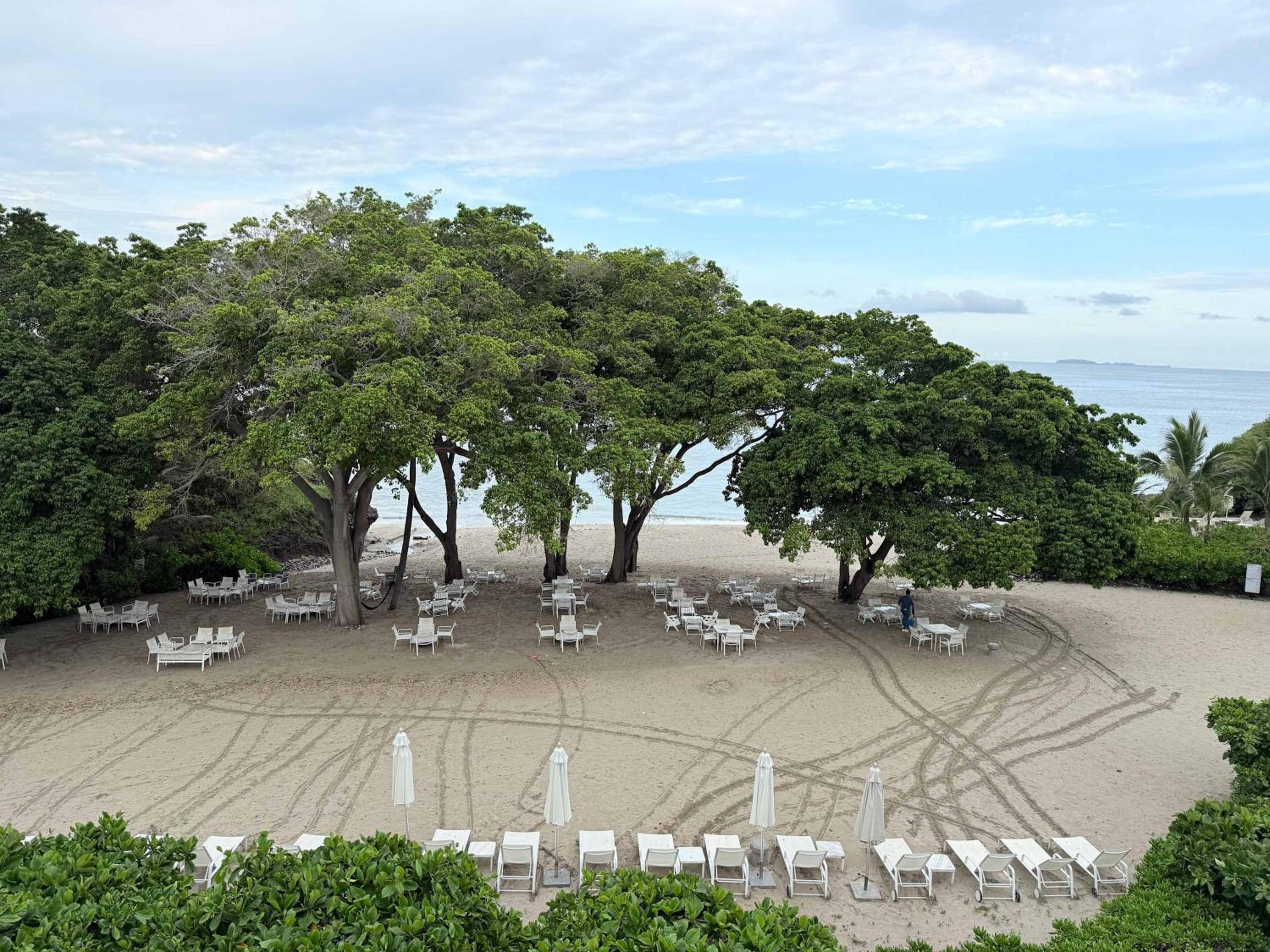 Bolongo 3BR your exclusive oceanfront escape