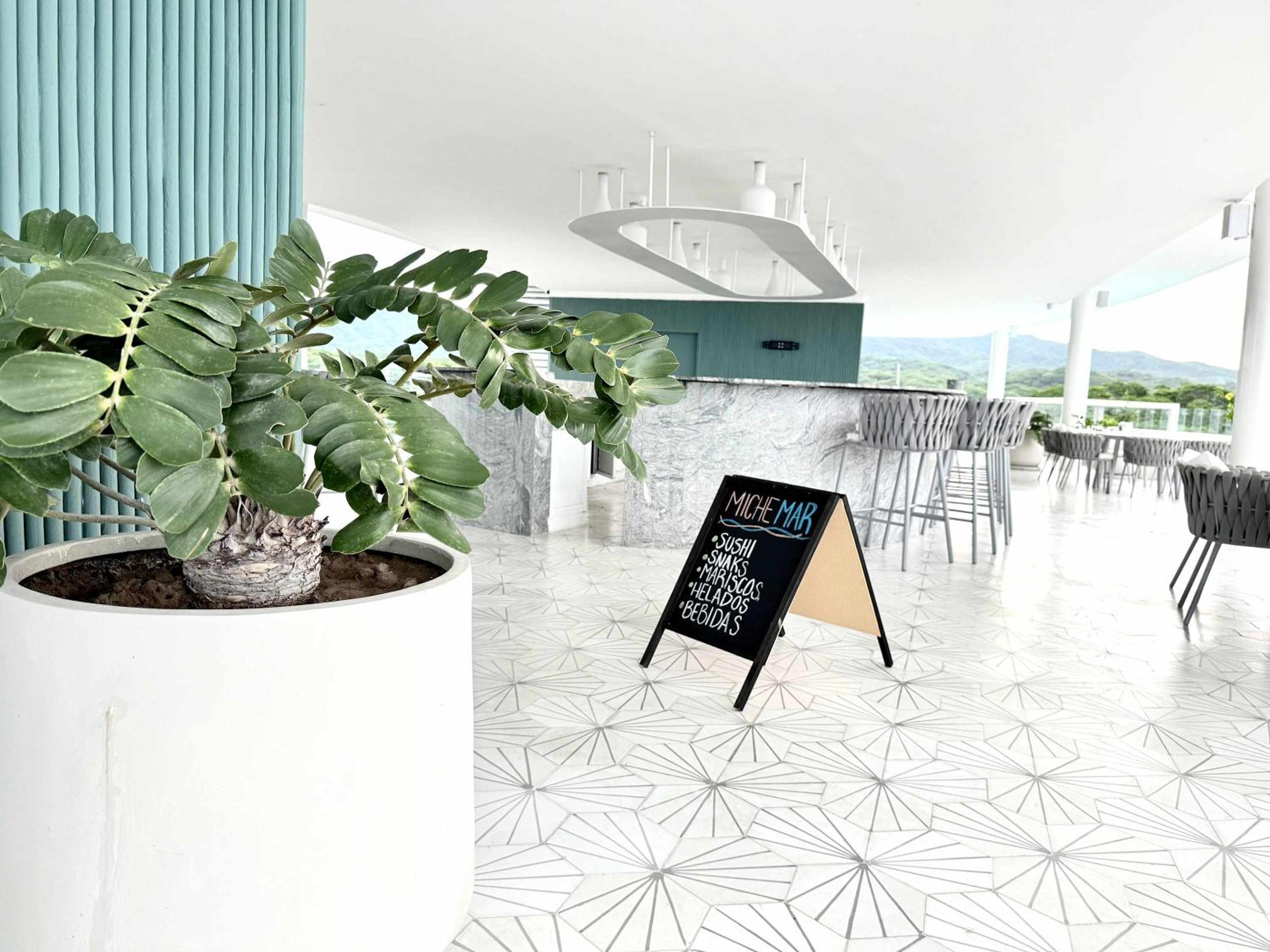 Bolongo 3BR your exclusive oceanfront escape