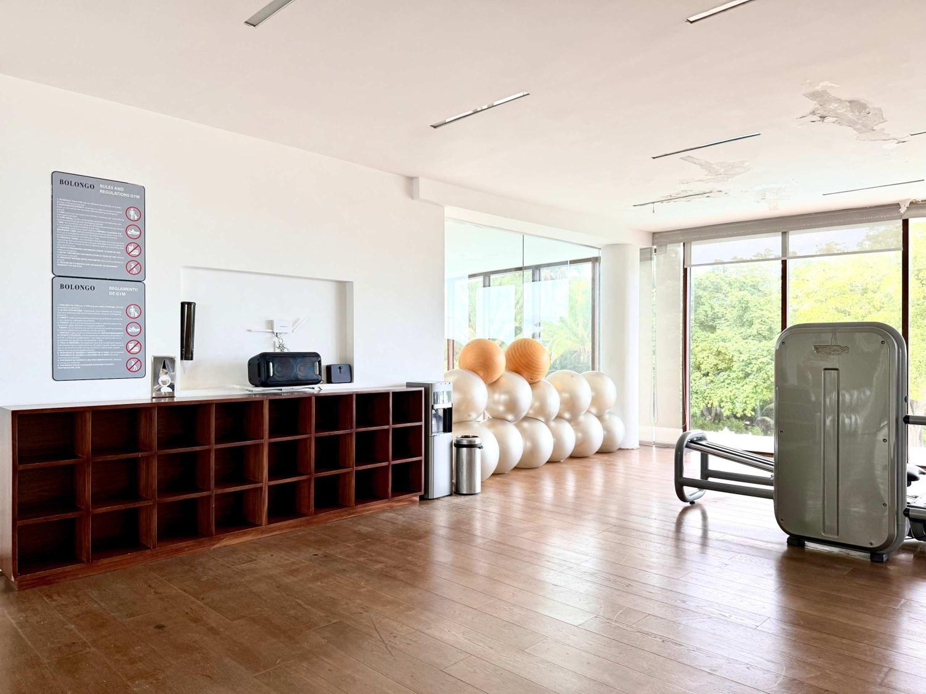 Bolongo 3BR your exclusive oceanfront escape