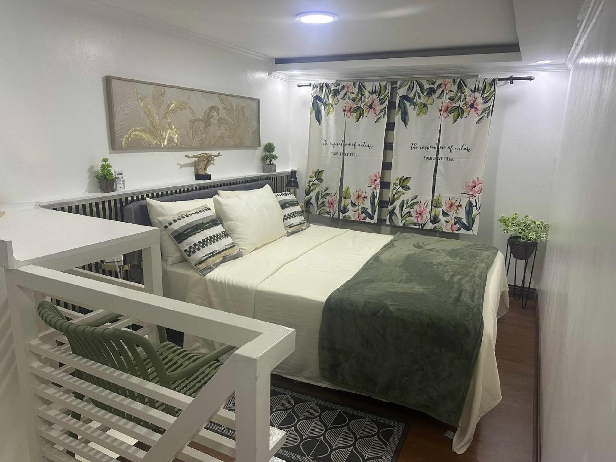 MisyEdz Homes Clark Dau Good for 2 Loft