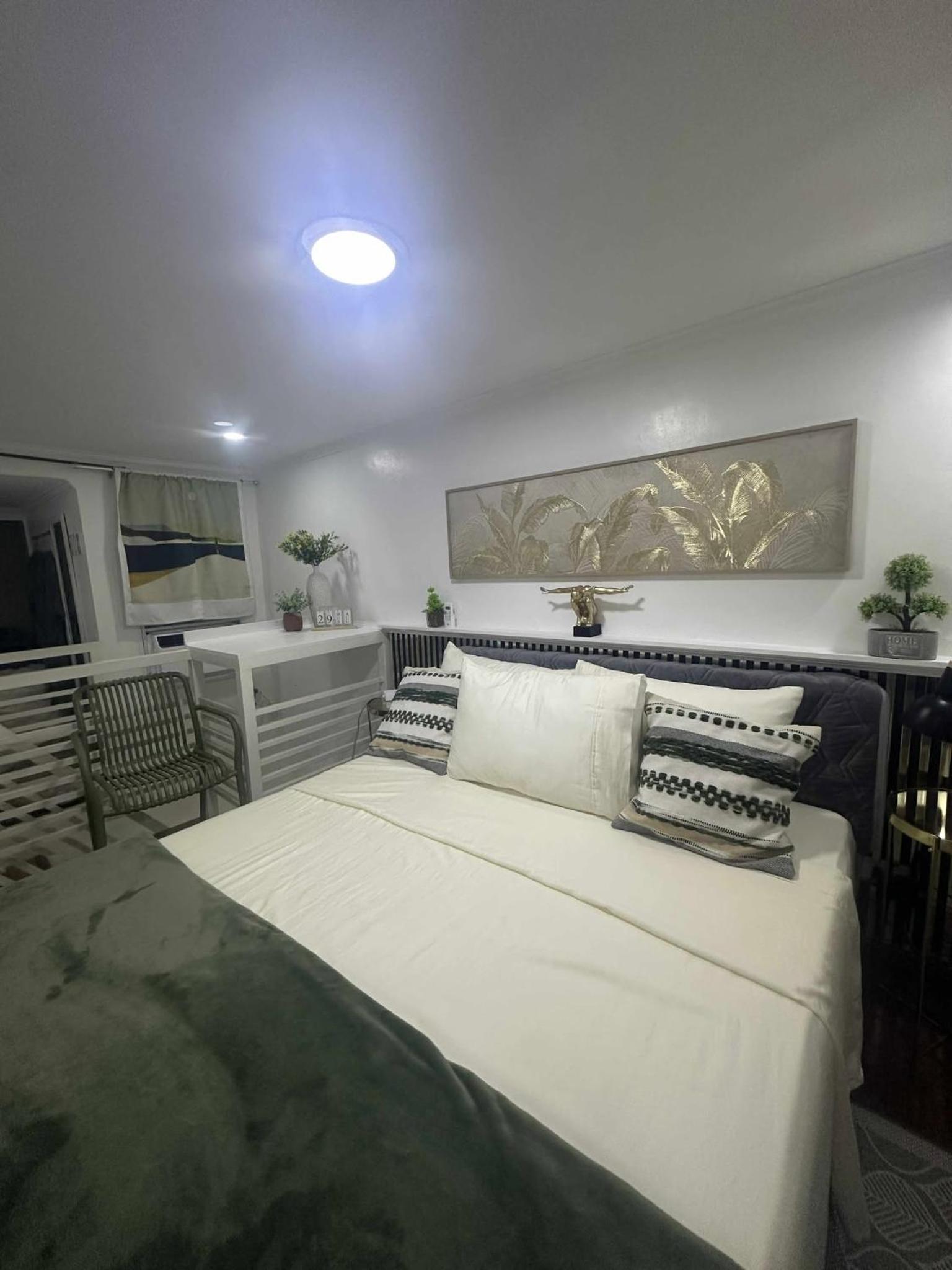 MisyEdz Homes Clark Dau Good for 2 Loft
