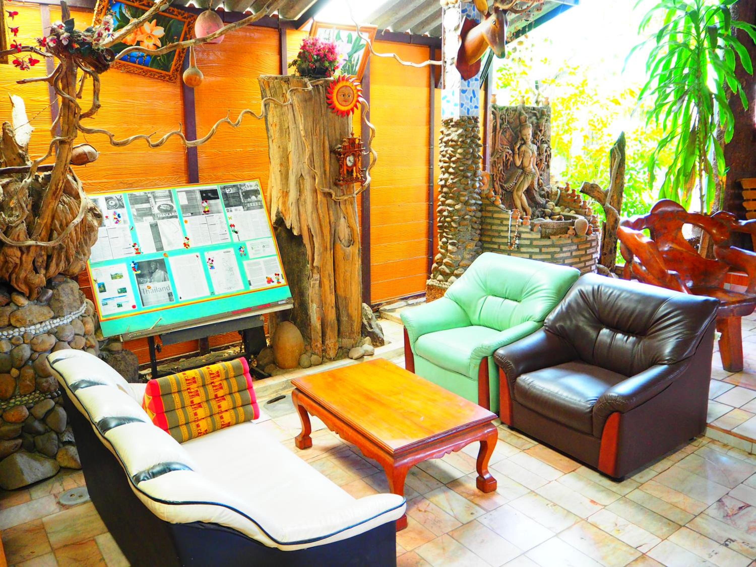 Three J Guesthouse
