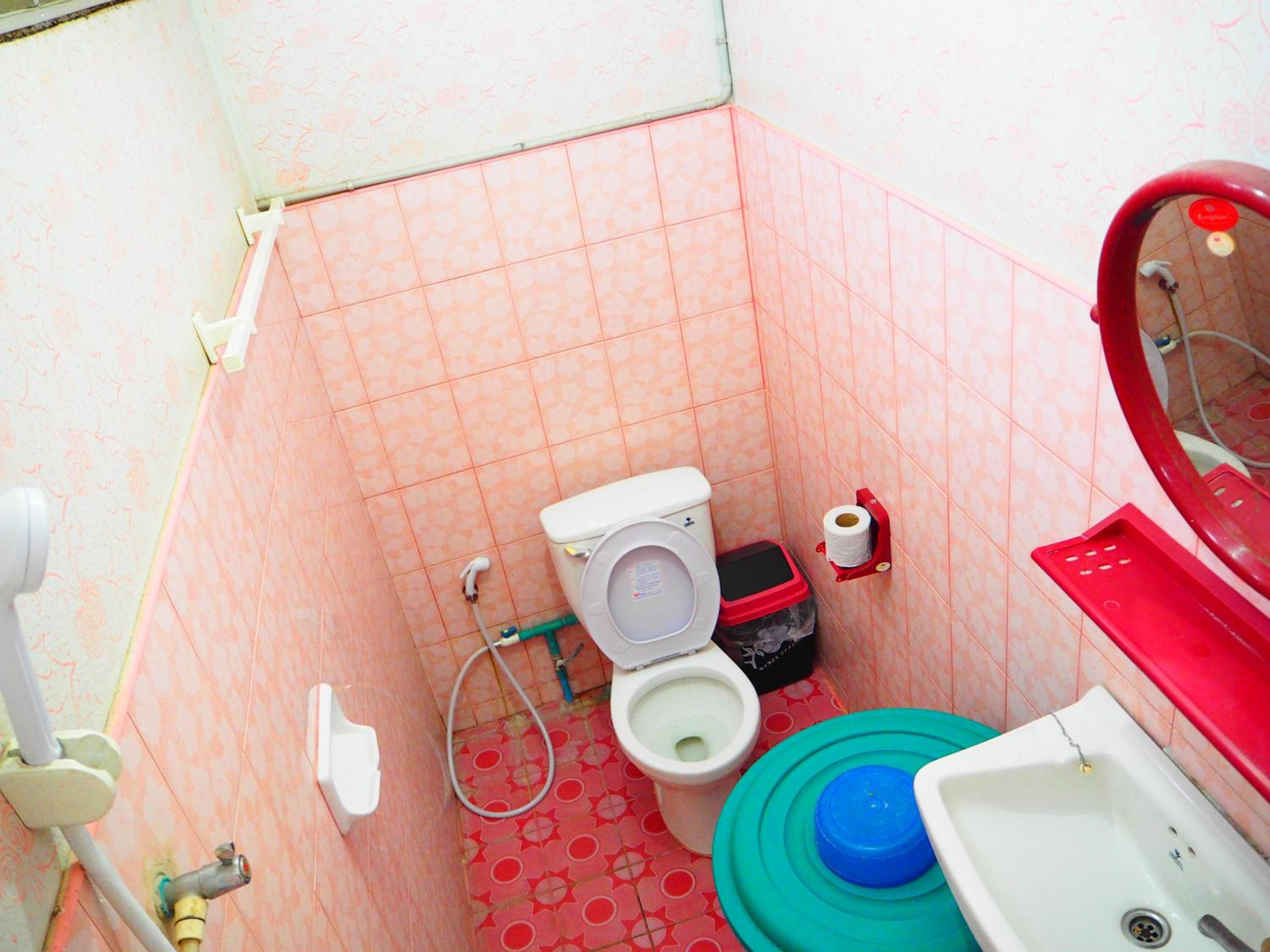 Three J Guesthouse