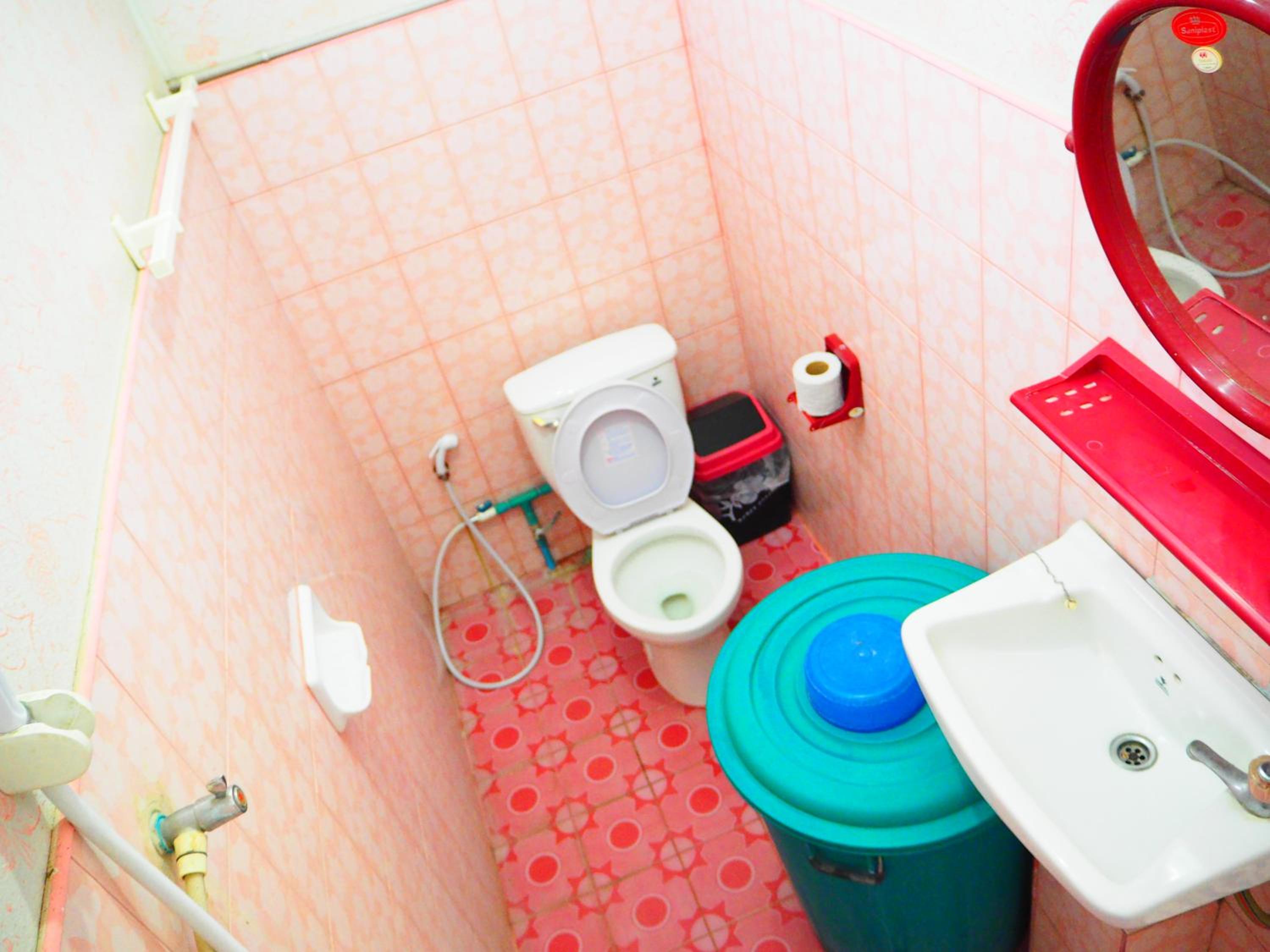 Three J Guesthouse