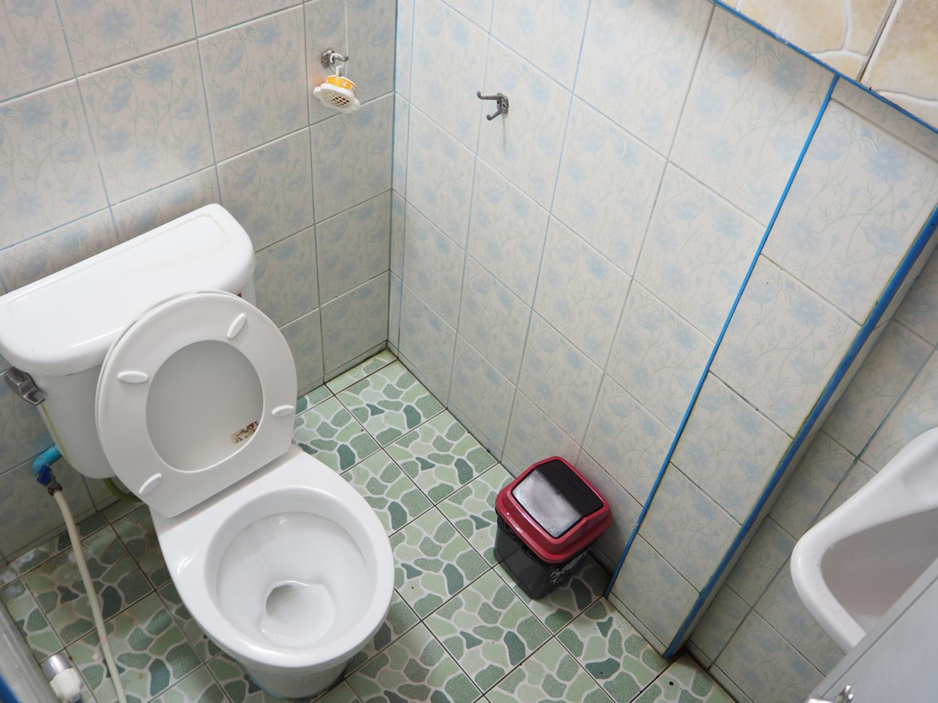 Three J Guesthouse