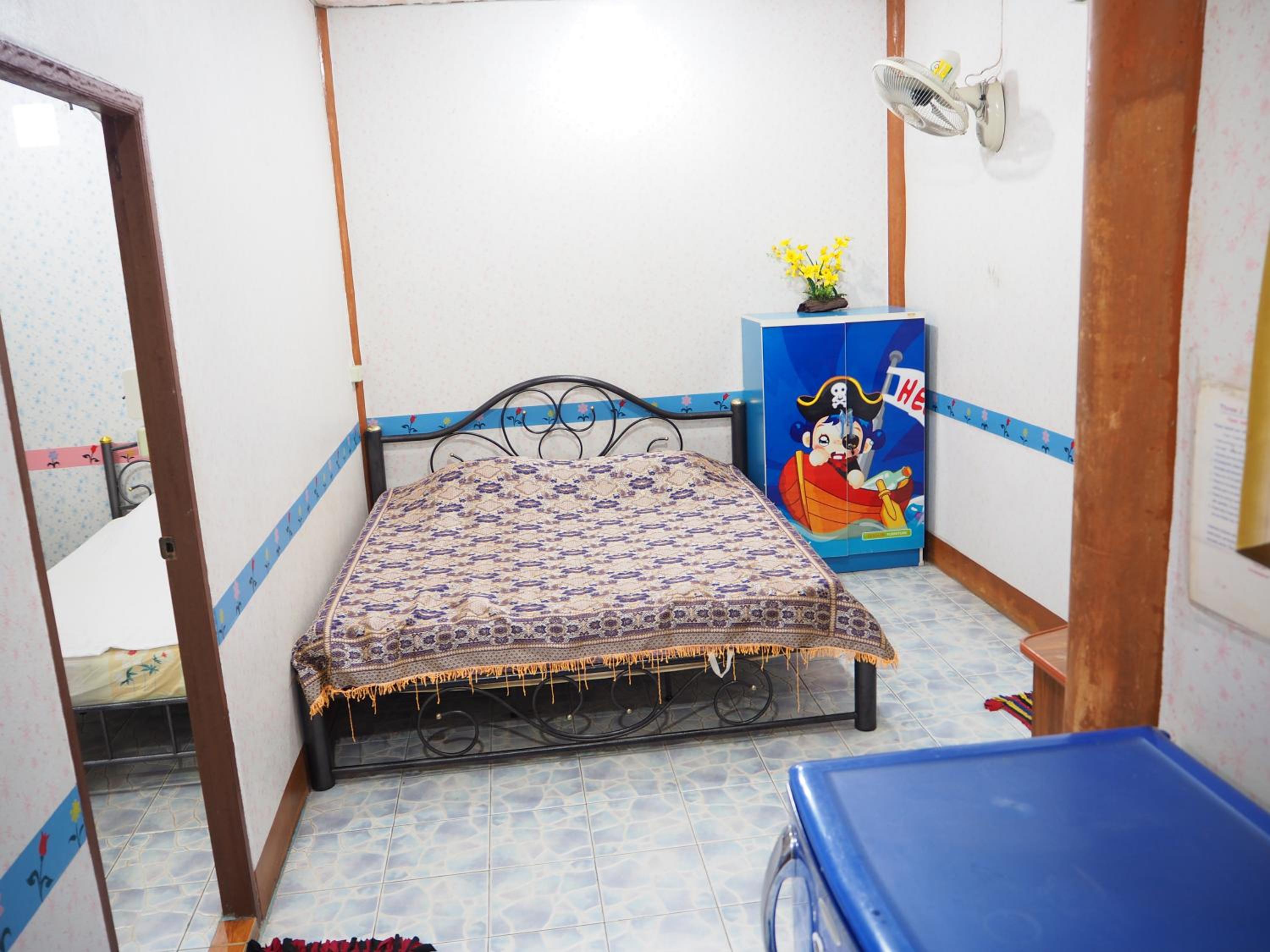 Three J Guesthouse