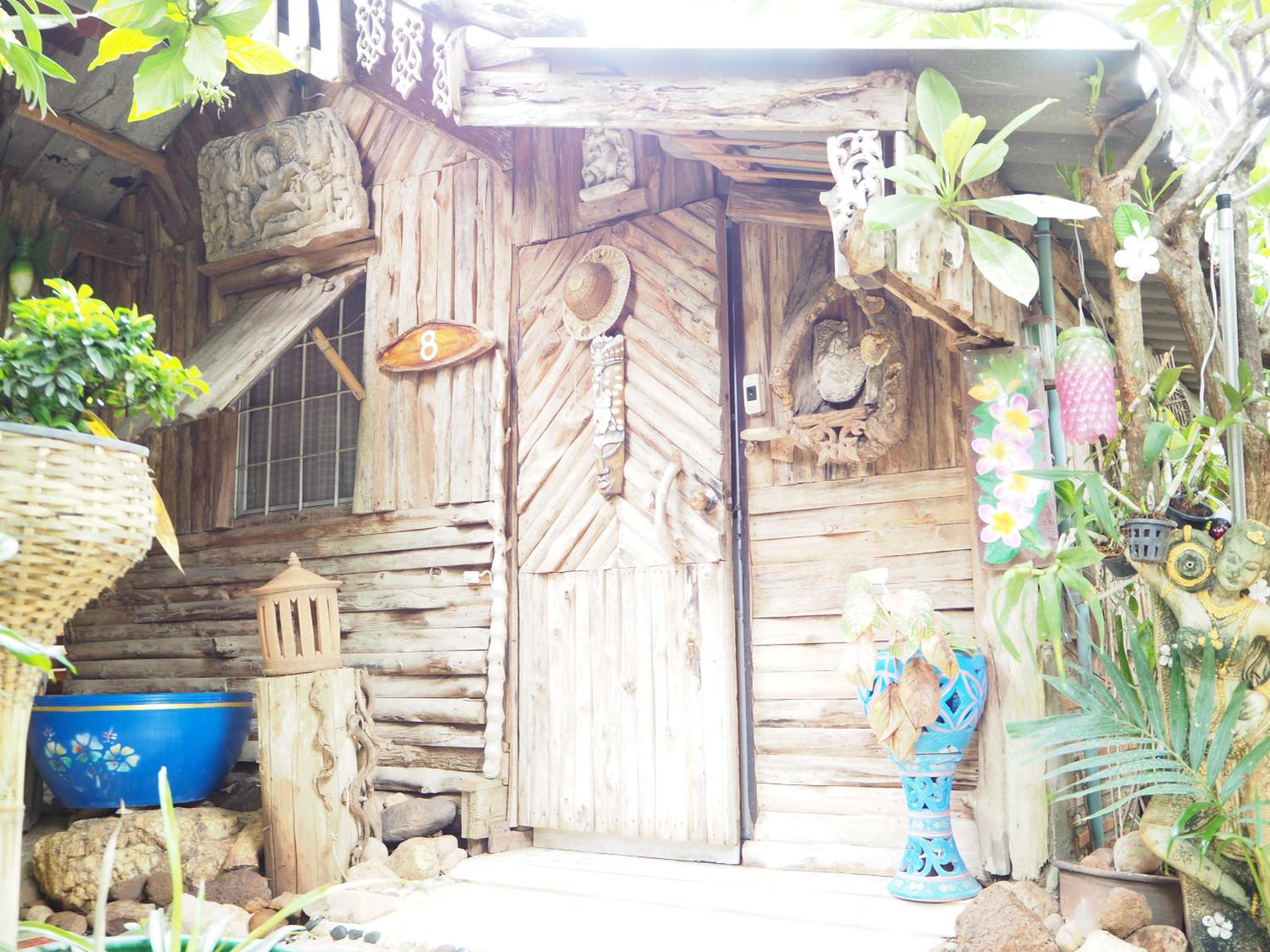 Three J Guesthouse