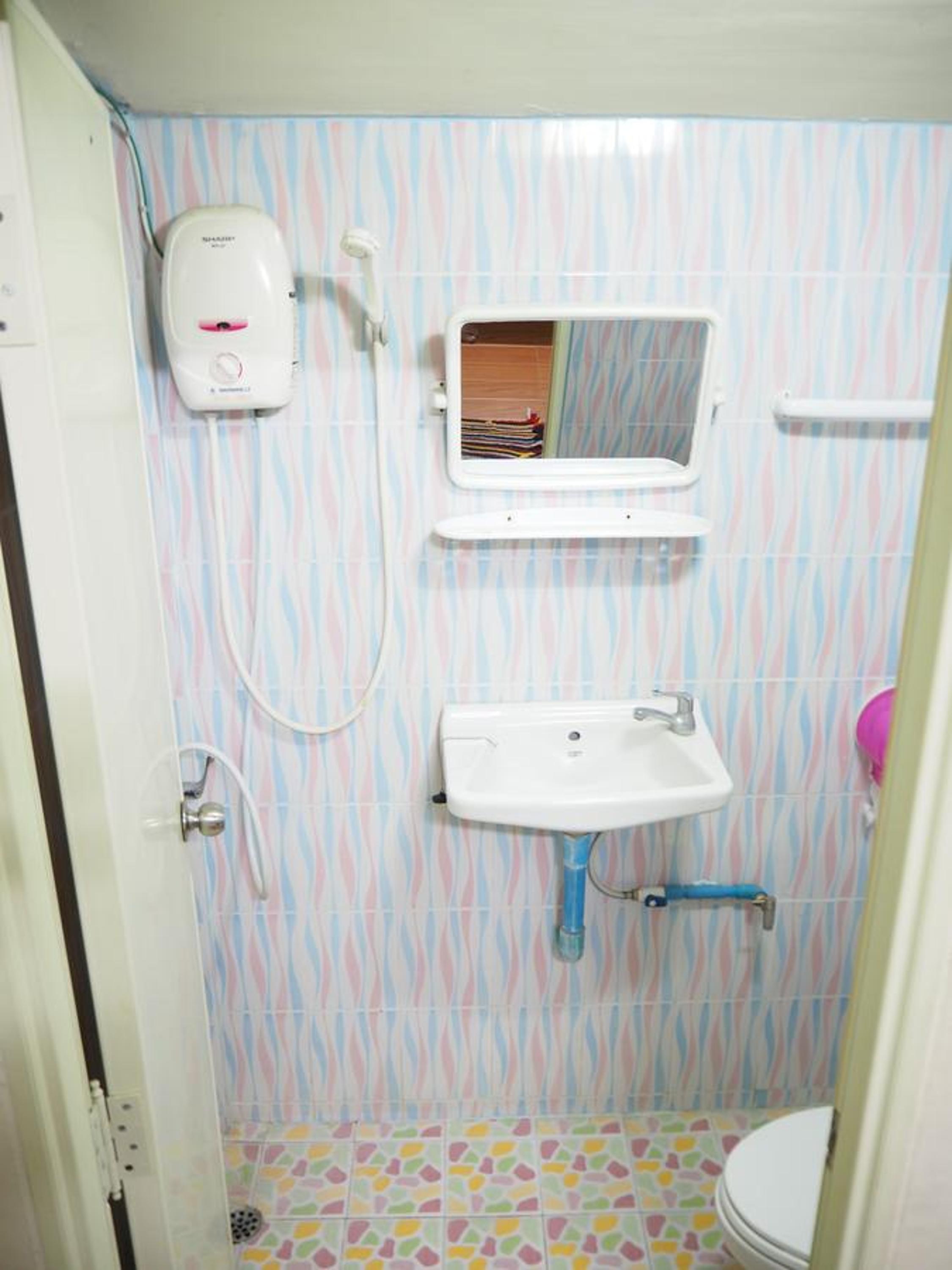 Three J Guesthouse