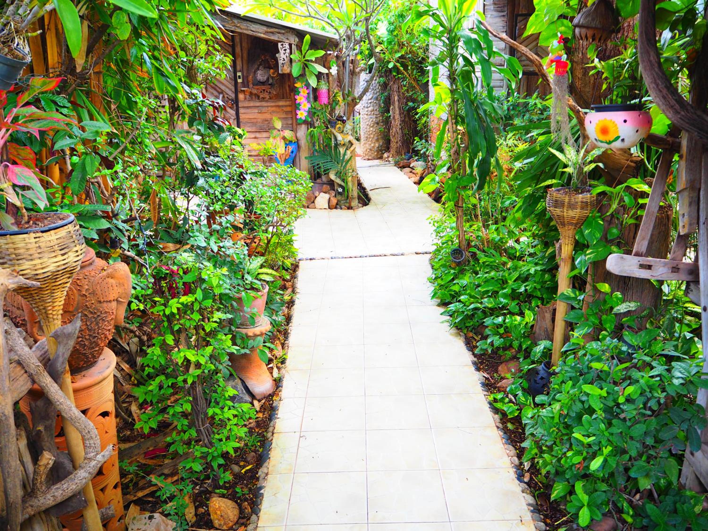 Three J Guesthouse