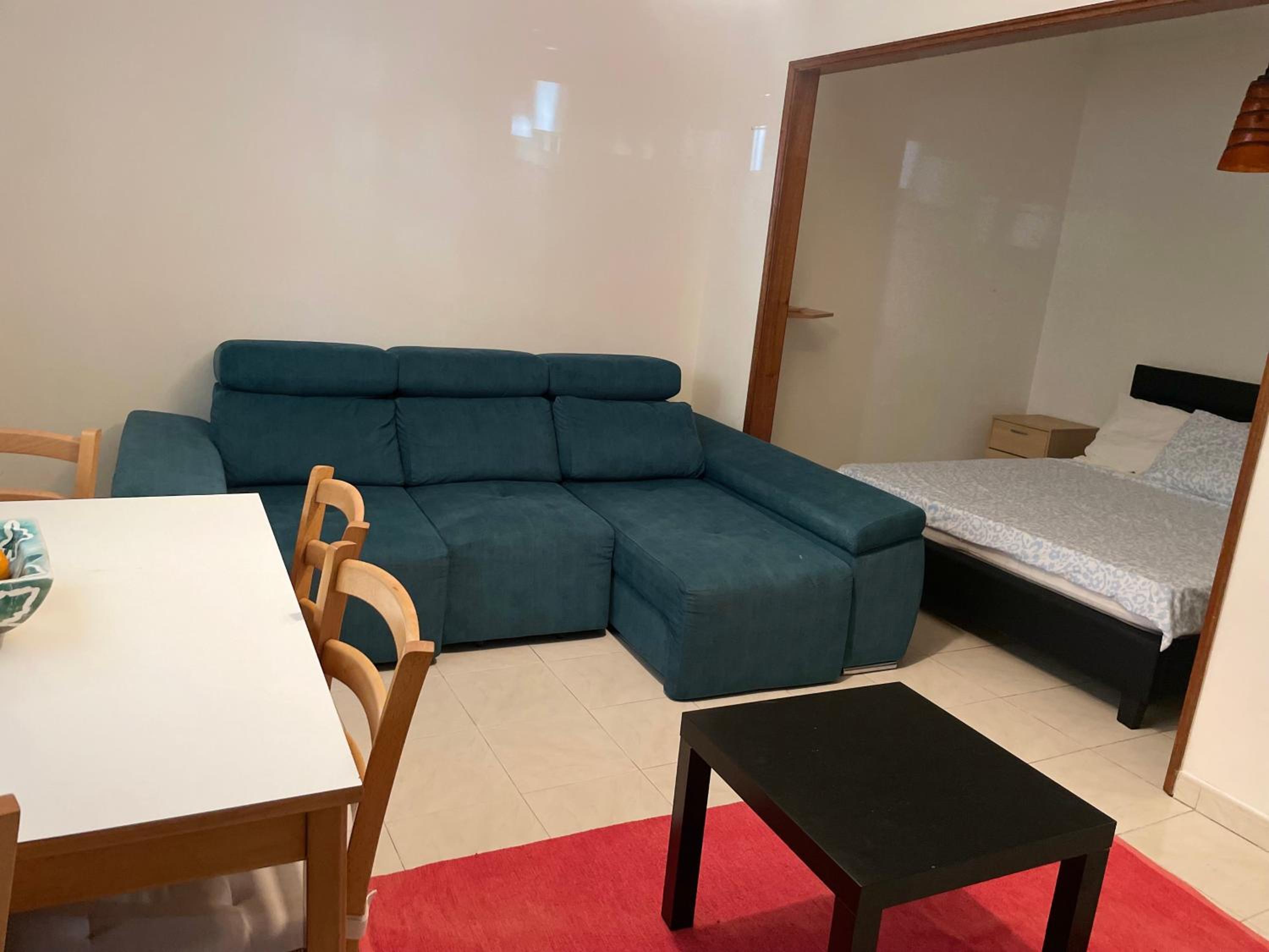 Luxury rooms in central Lisbon next station Odivelas