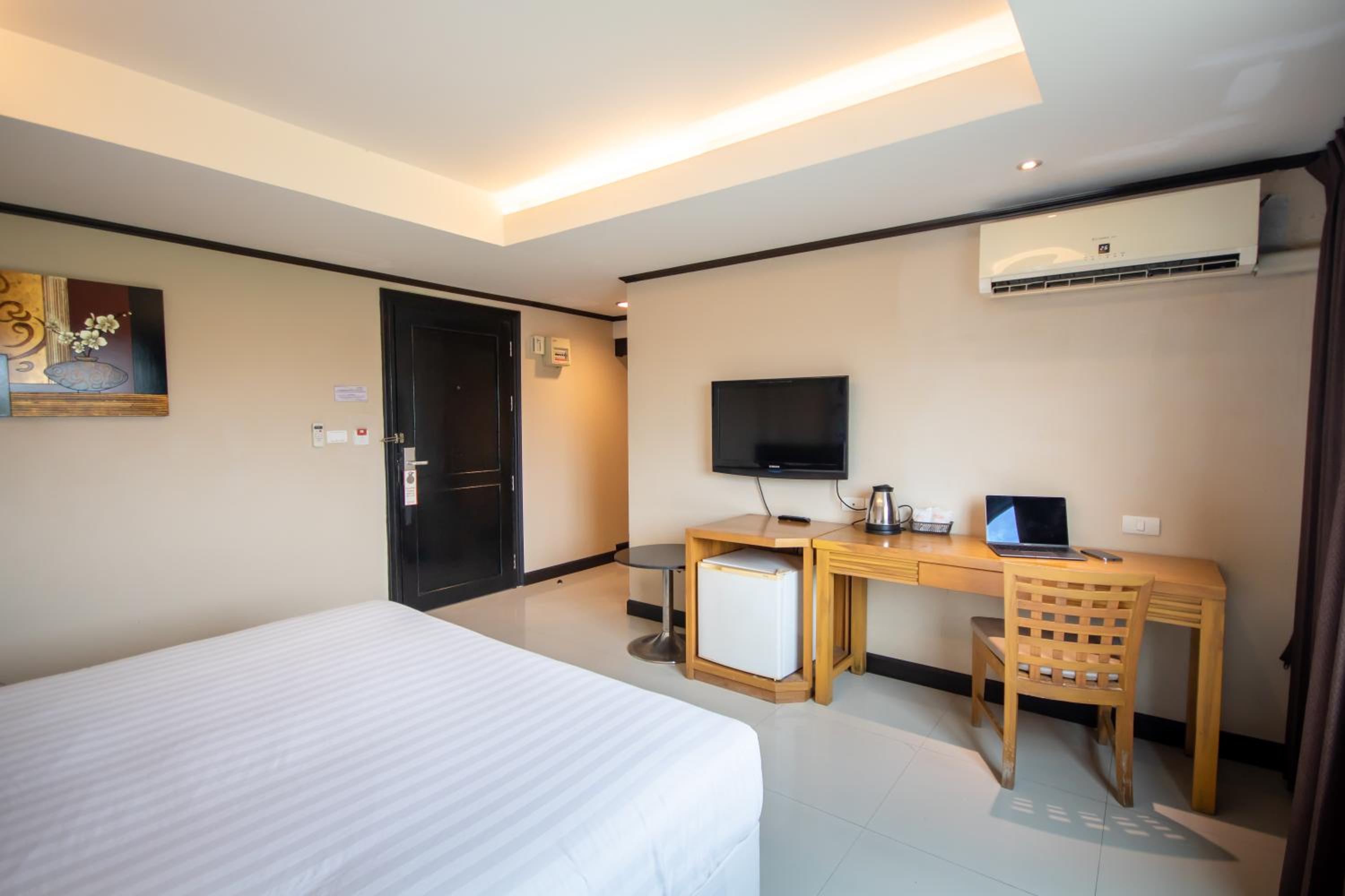 Avana Bangkok Hotel & Convention Centre