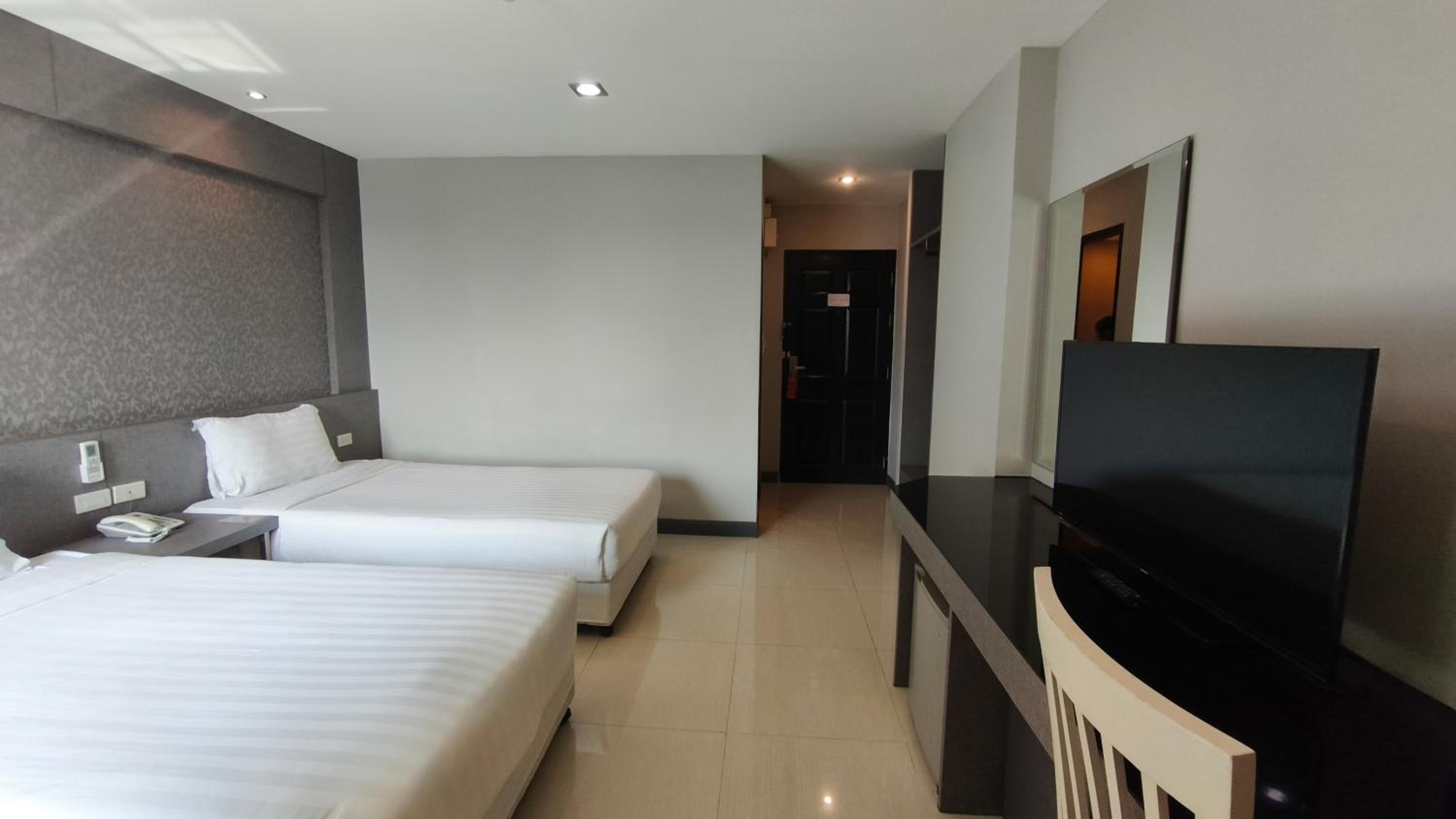 Avana Bangkok Hotel & Convention Centre