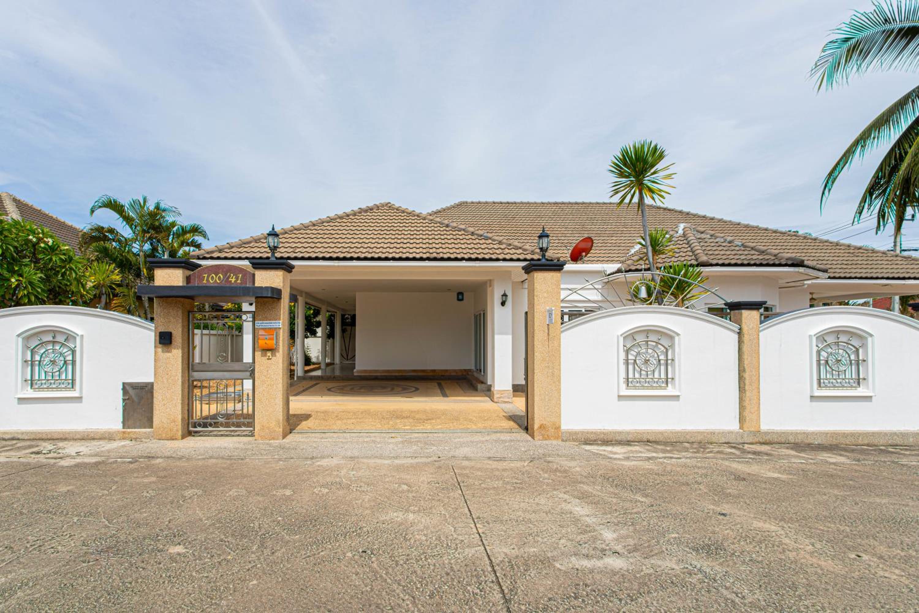 D2 Pool Villa