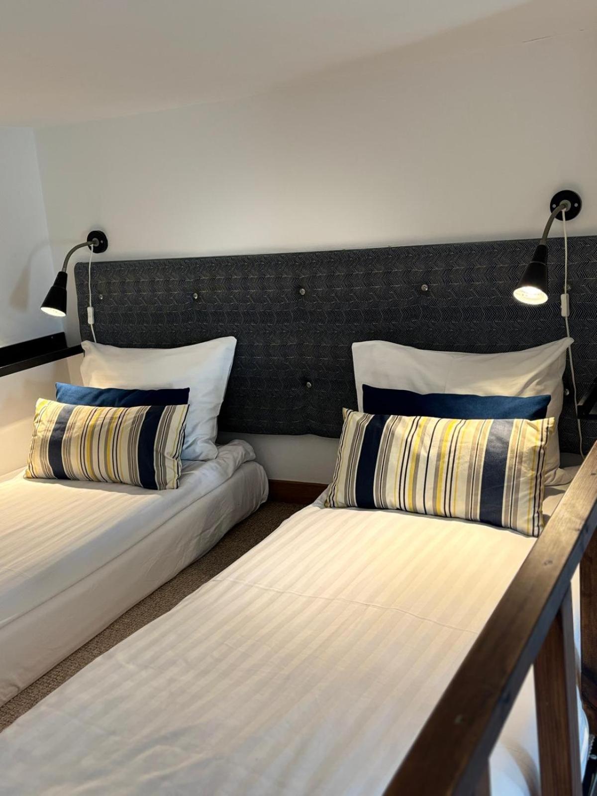 Krakow Apartments & Rooms
