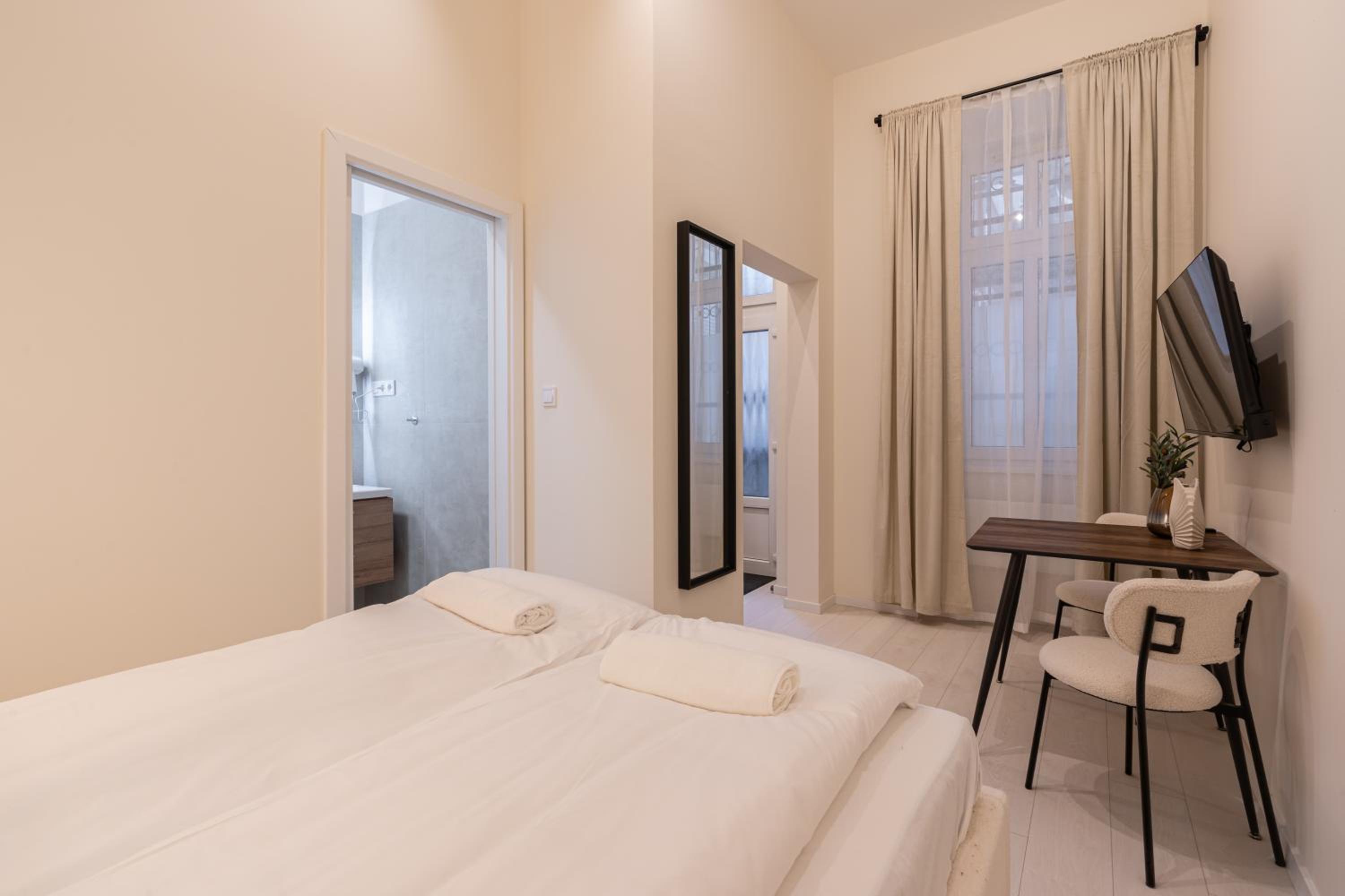 H18 - Boutique Apartments by BQA