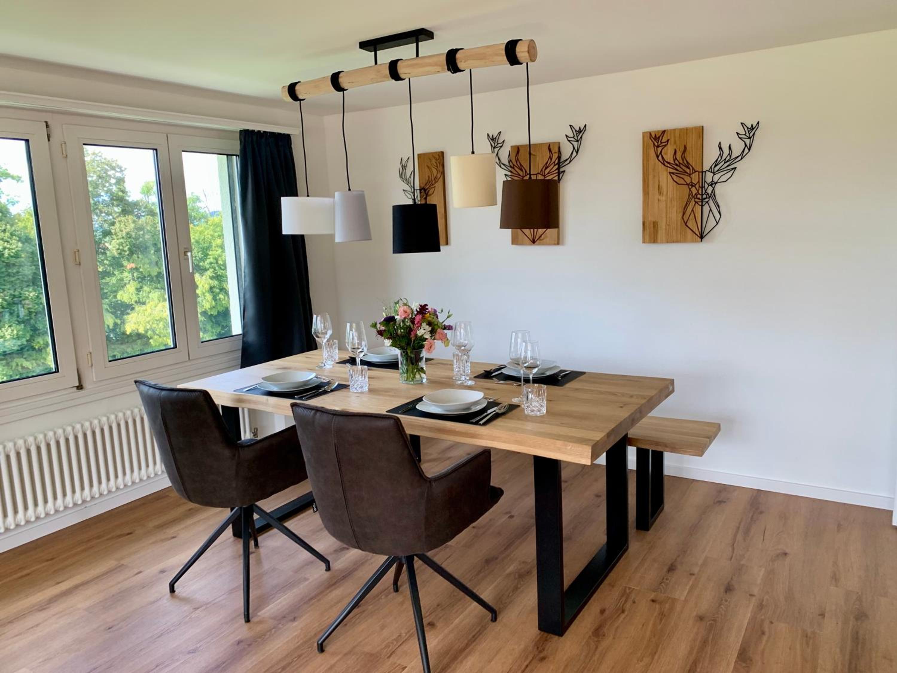 Suite4you Erlen l Privater Indoorpool ganzjährig beheizt & Sauna l 10min zum Bodensee, Parkplatz & WLAN