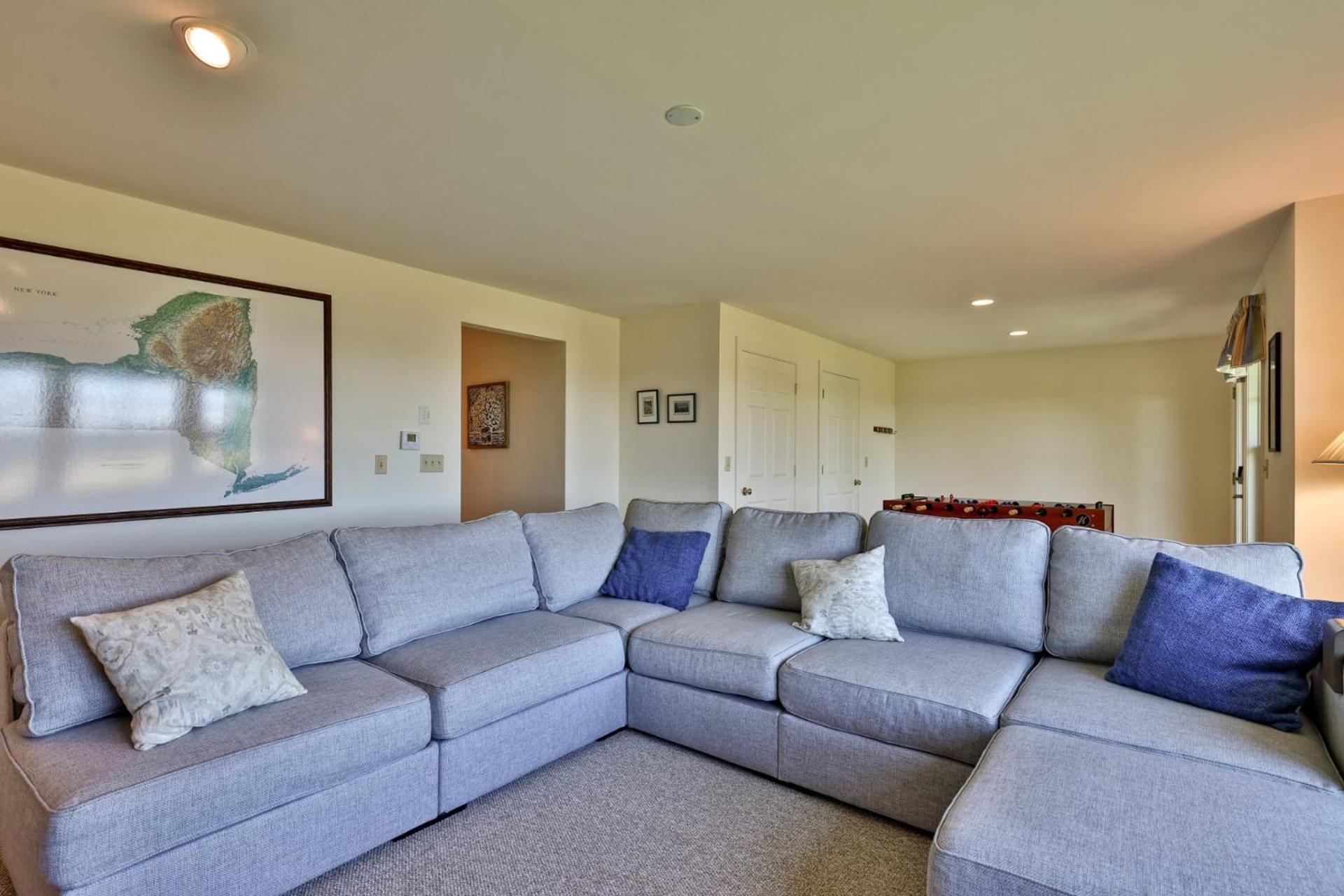 Stonefire Chalet at Topridge - 4BR Luxury Ski-In Ski-Out Retreat, Sleeps 8, Hot Tub