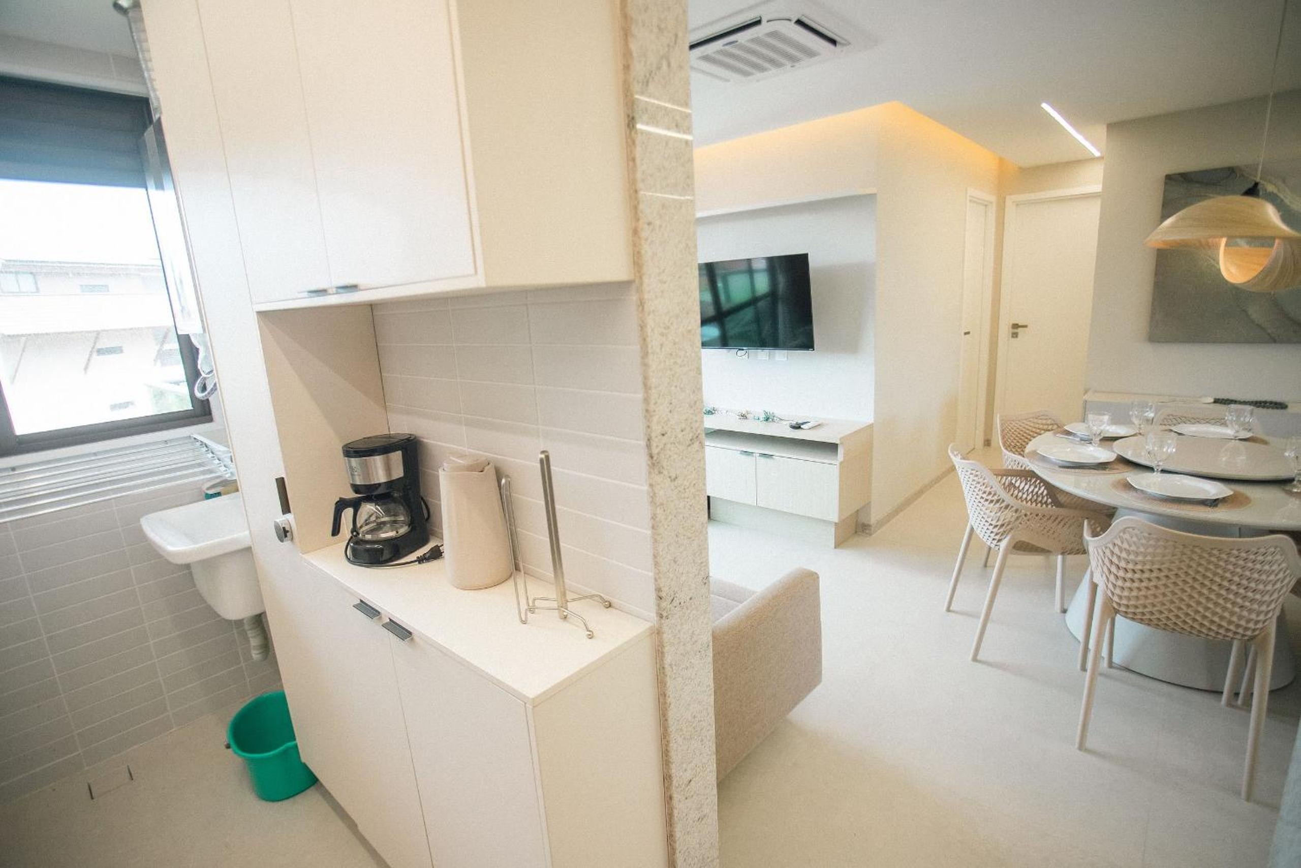 Brisa Muro Alto By Flat na Praia | Beachfront Apartment in Porto de Galinhas