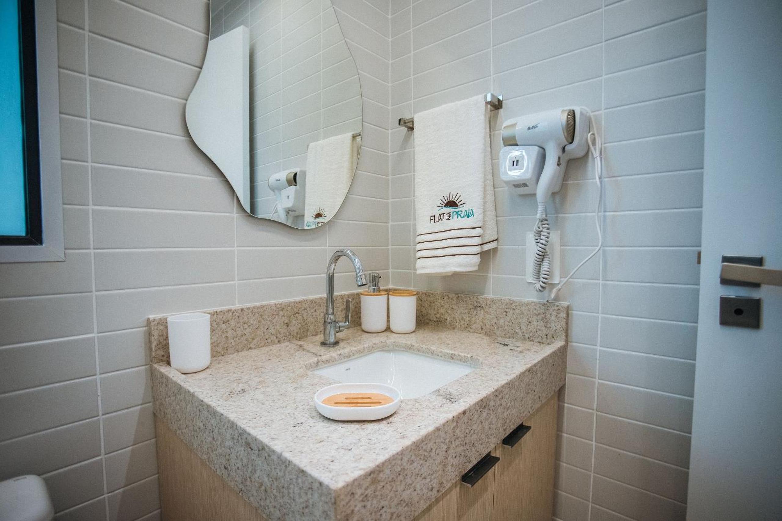 Brisa Muro Alto By Flat na Praia | Beachfront Apartment in Porto de Galinhas