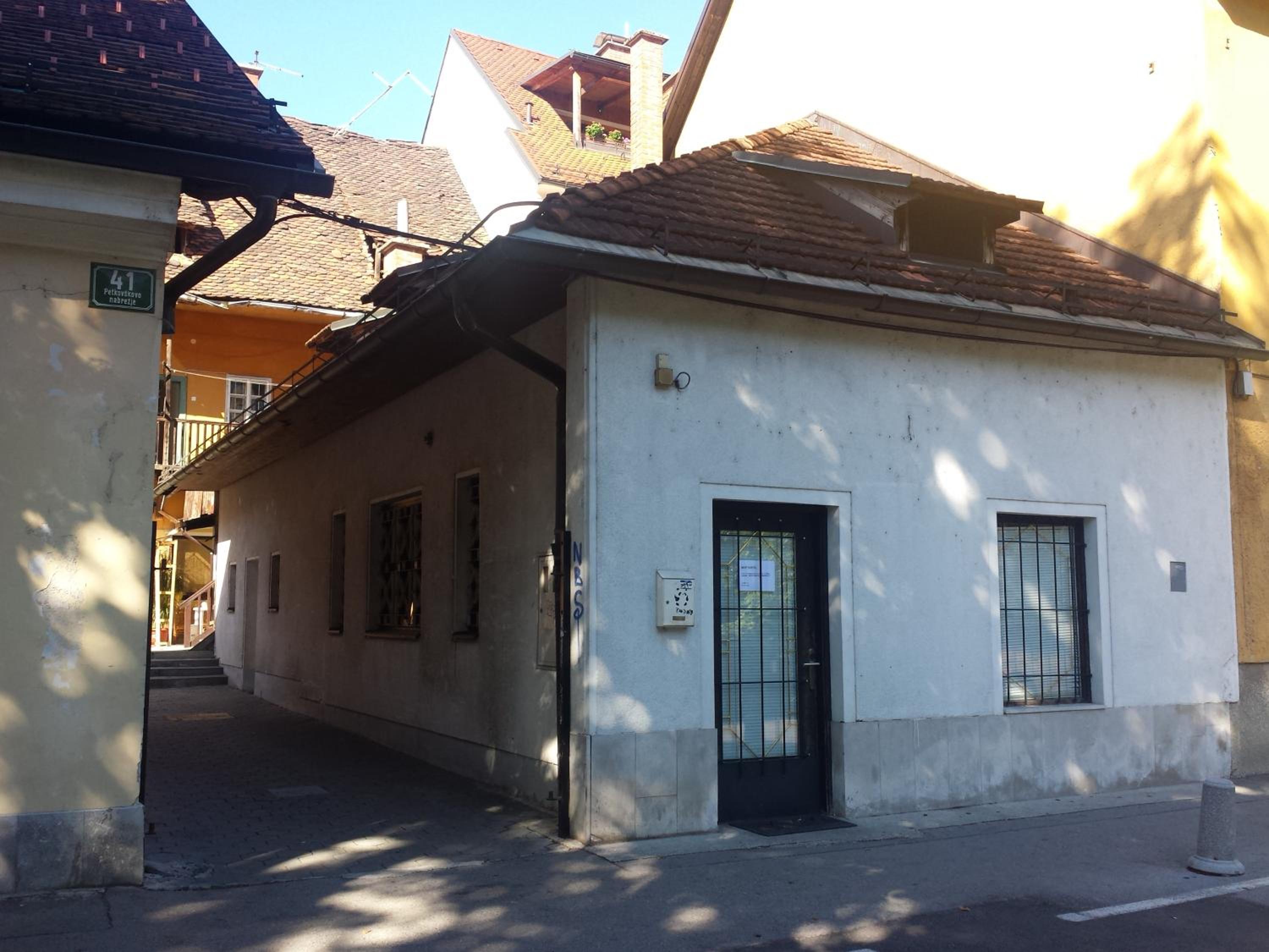 Photo 31