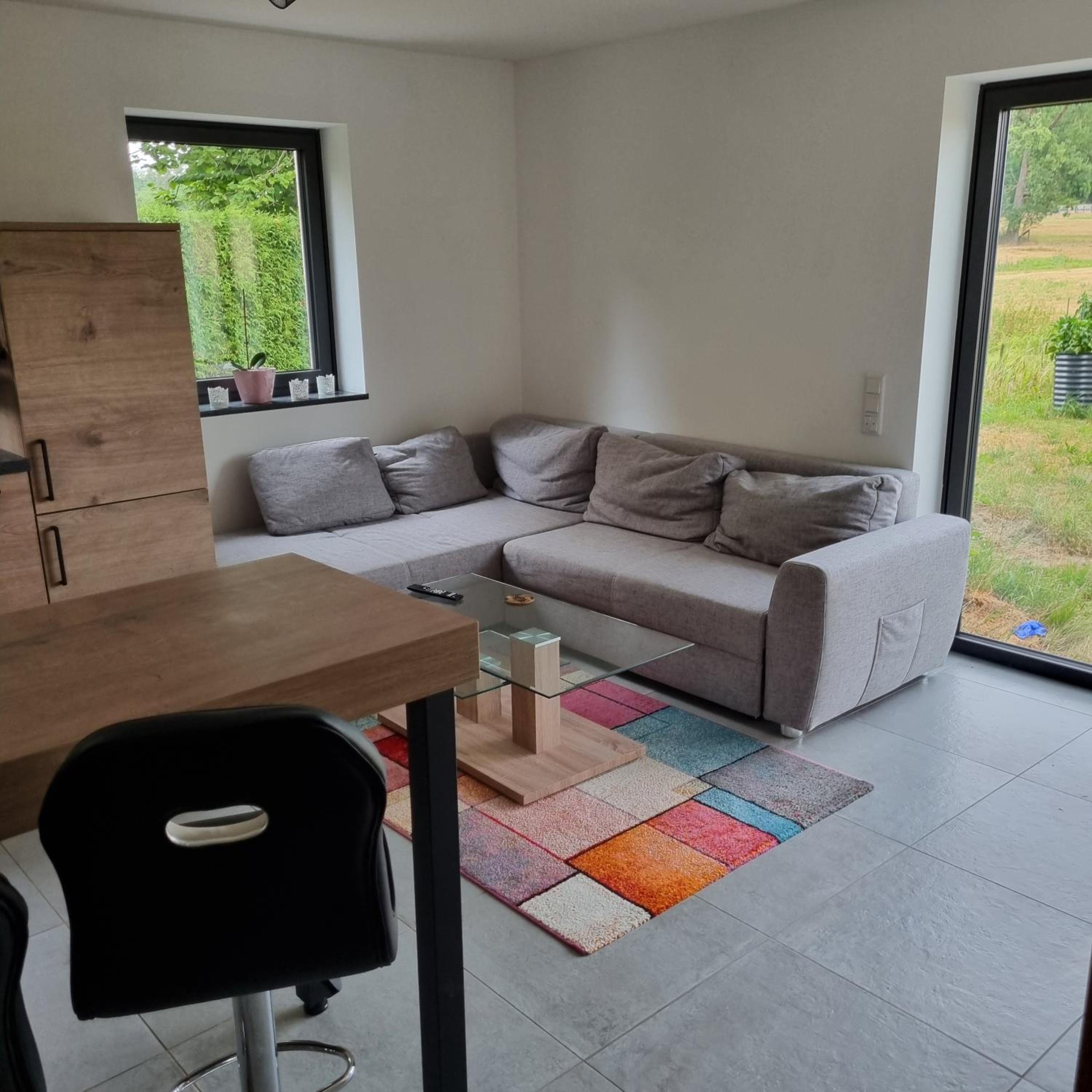 Ferienwohnung Wiesengrund, Ruhig im Ortsteil von Roth, nähe Rothsee, 25 min Messe Nbg
