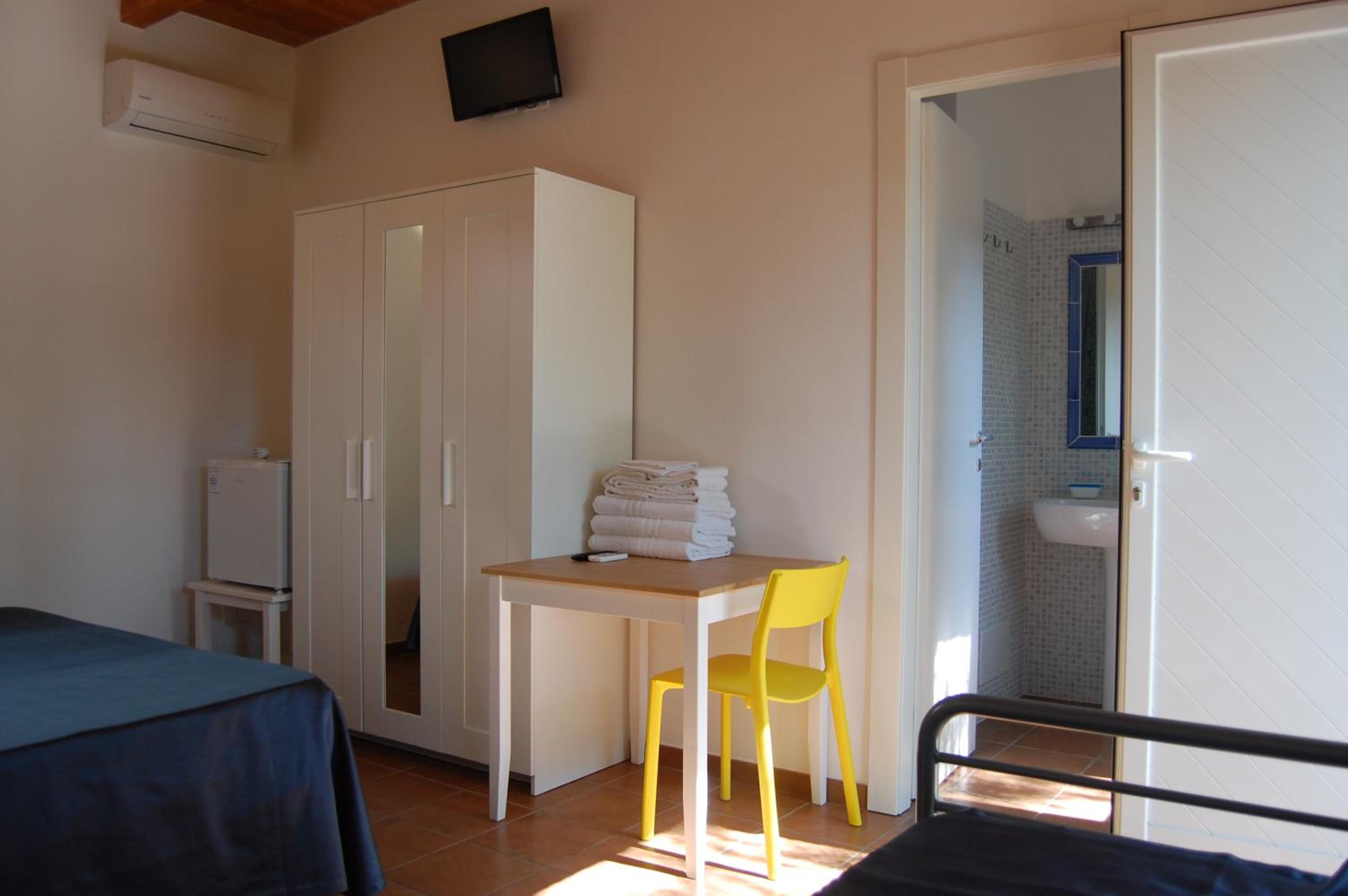 Photo 48