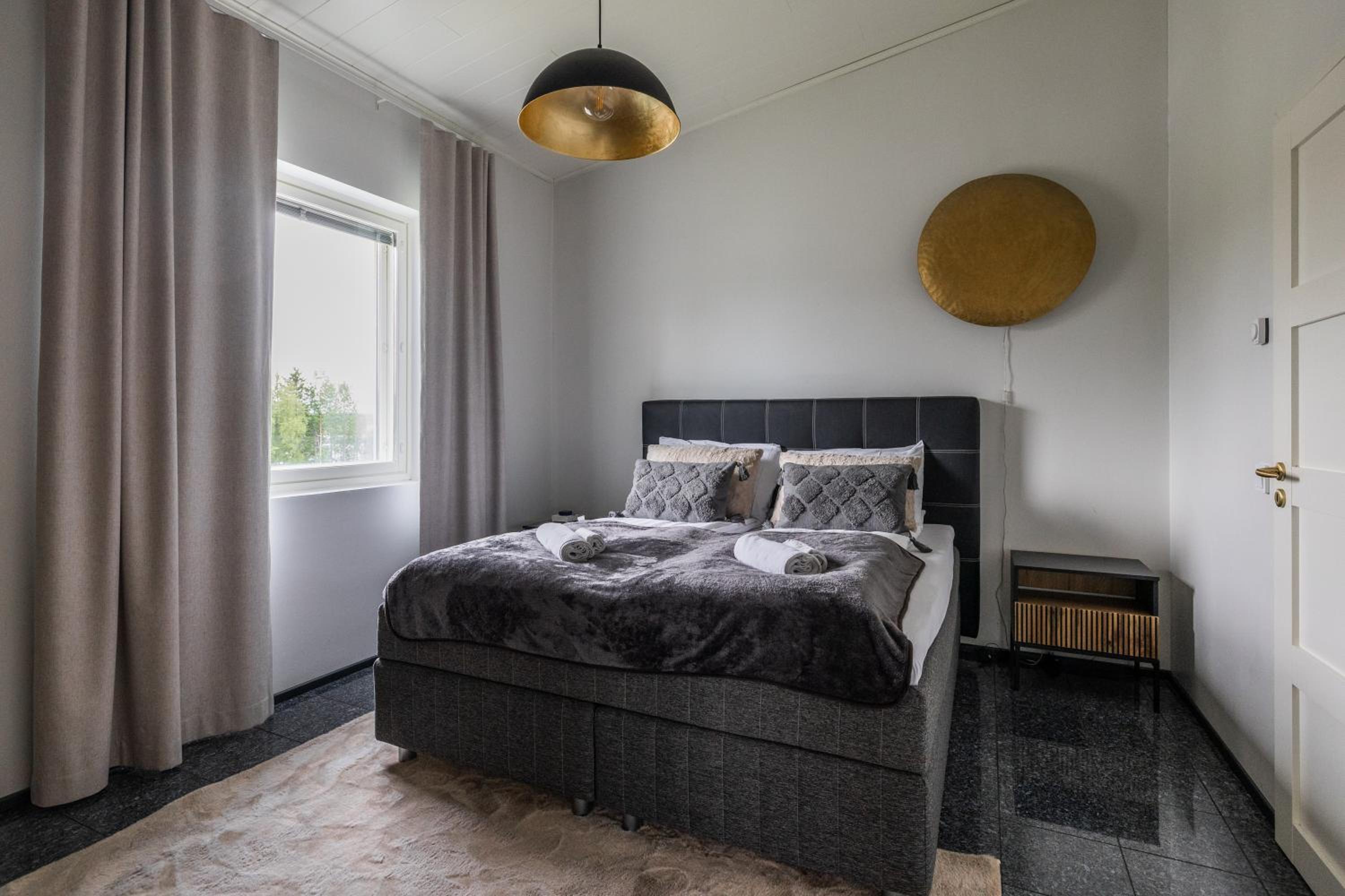 Riverside Luxury Retreat By BookLapland