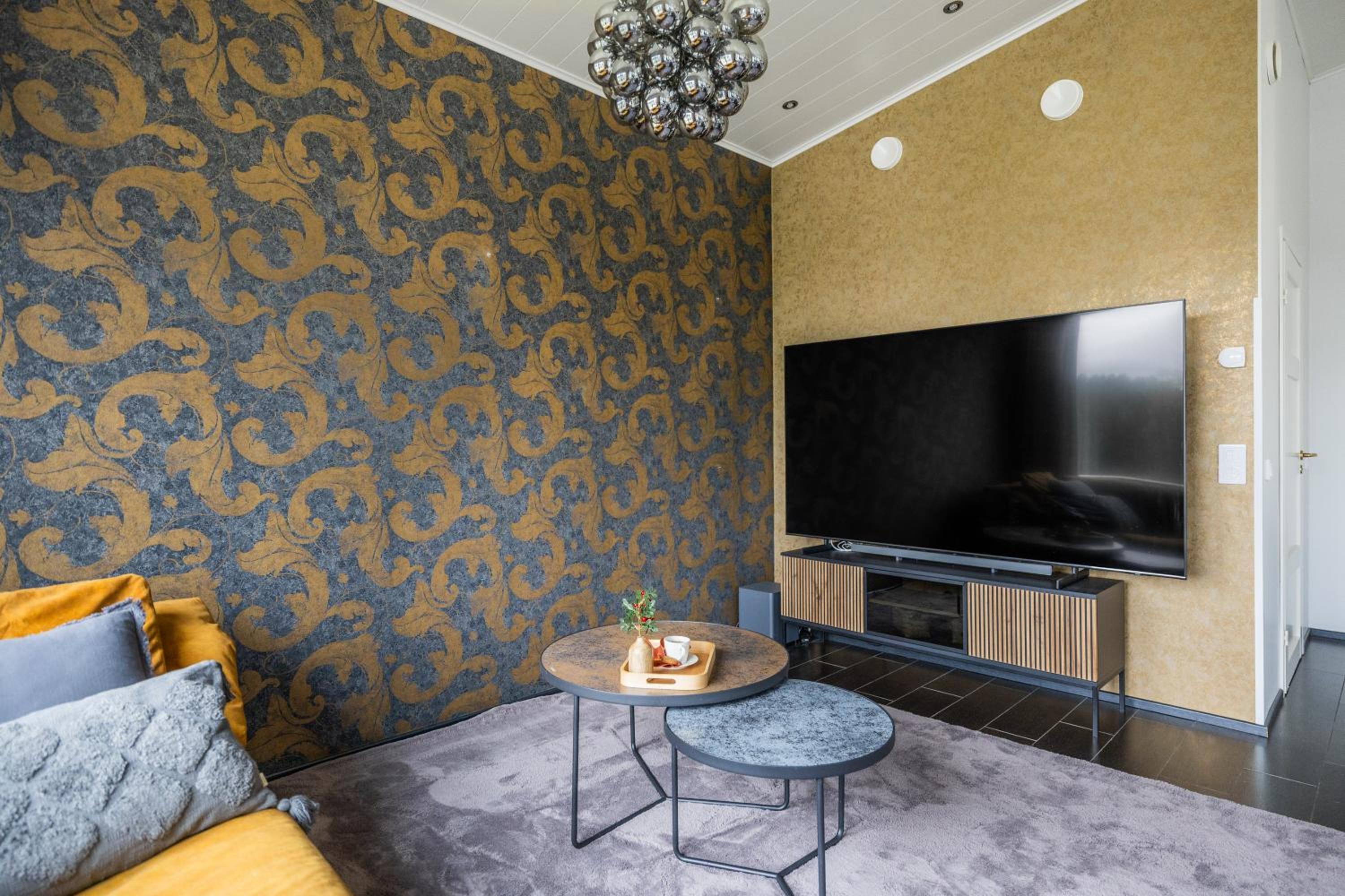 Riverside Luxury Retreat By BookLapland