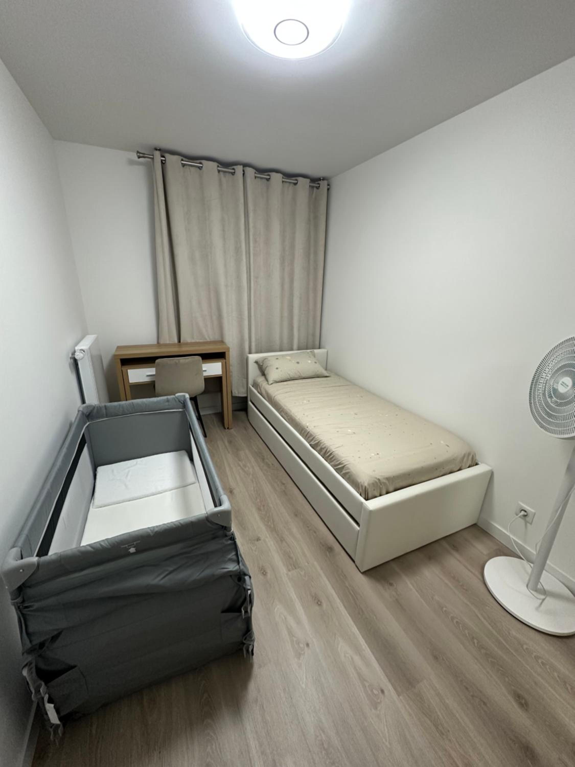 Confort et Style garantis, Près Paris, Seine & RER A, Parking Privé Gratuit