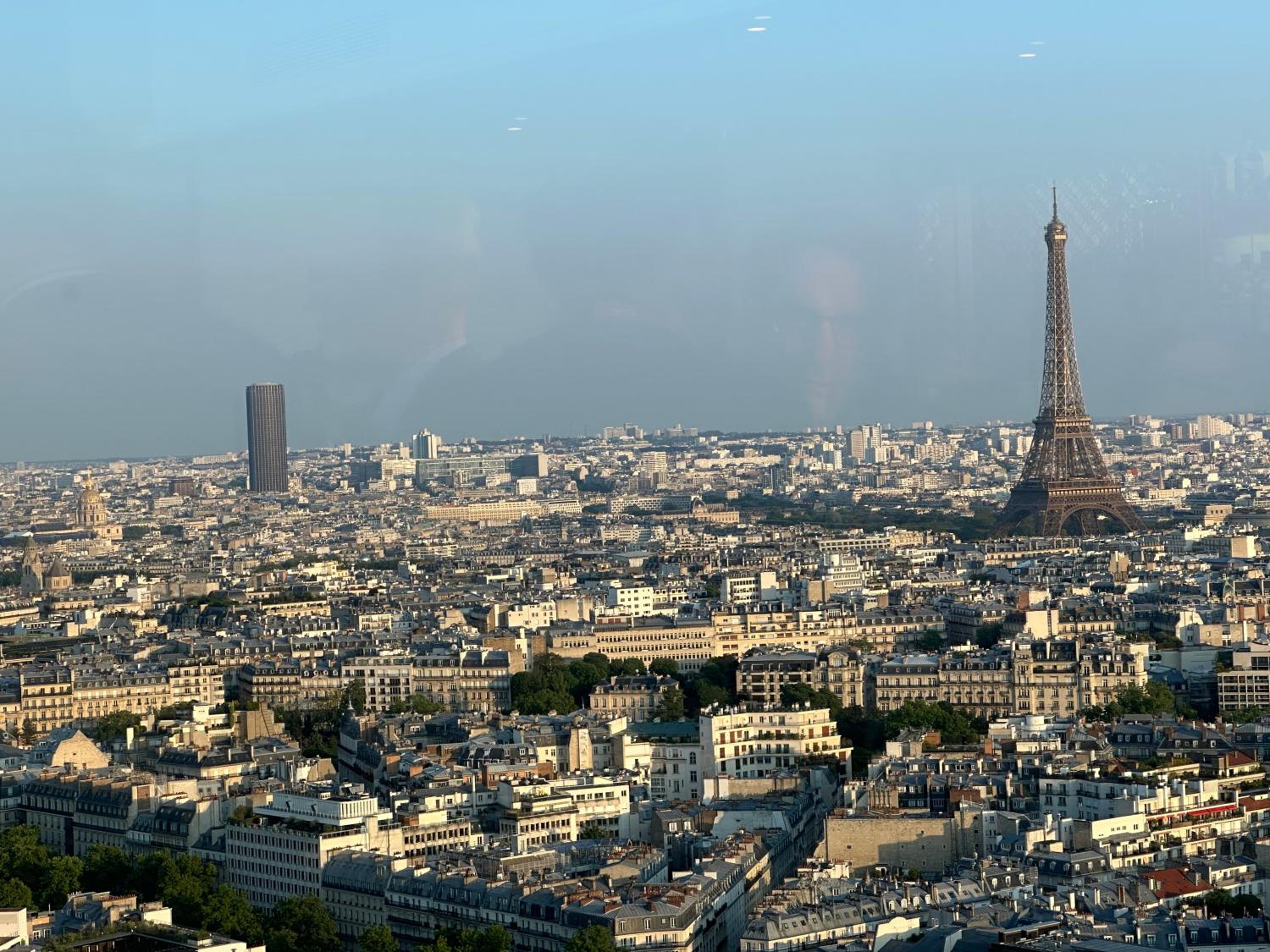 Confort et Style garantis, Près Paris, Seine & RER A, Parking Privé Gratuit