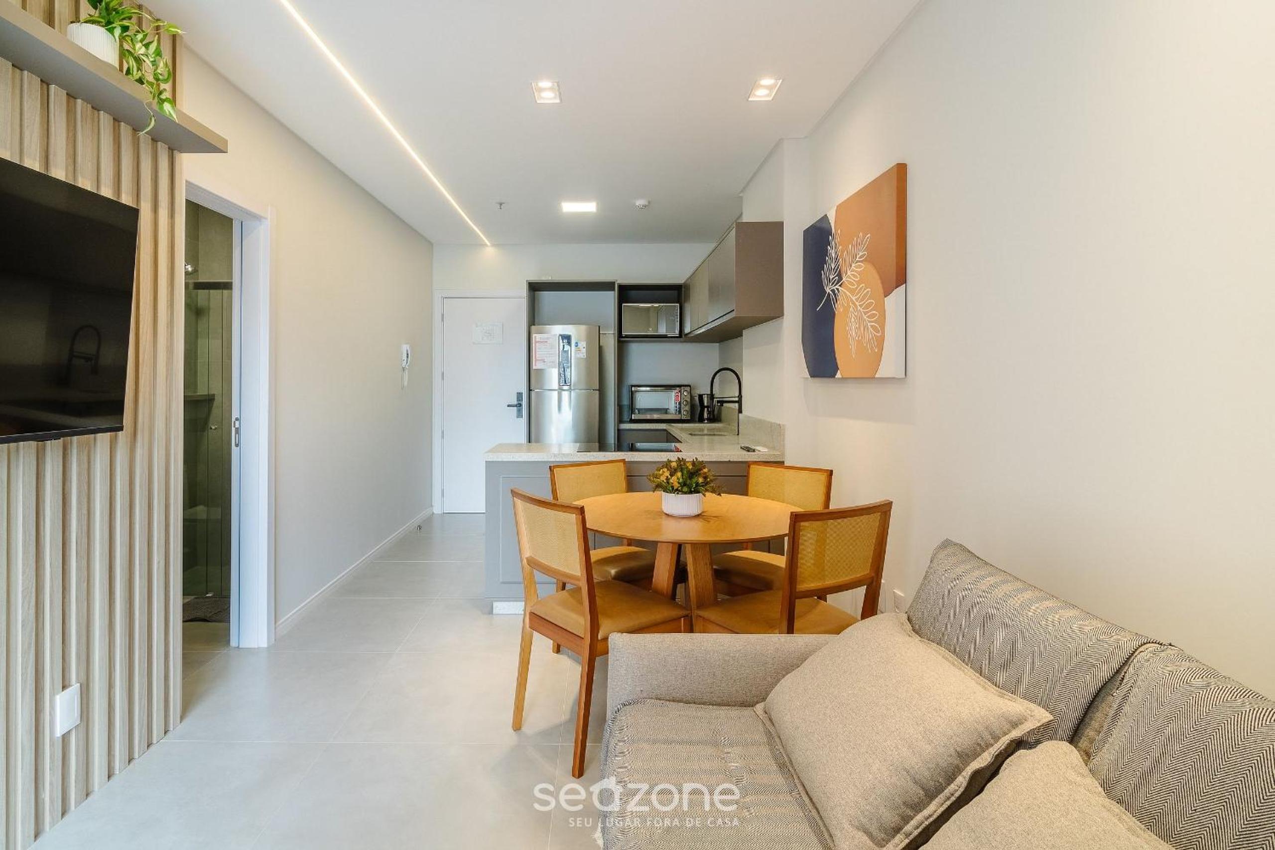 Your exclusive stay just steps from the sea in Meia Praia - FFS!