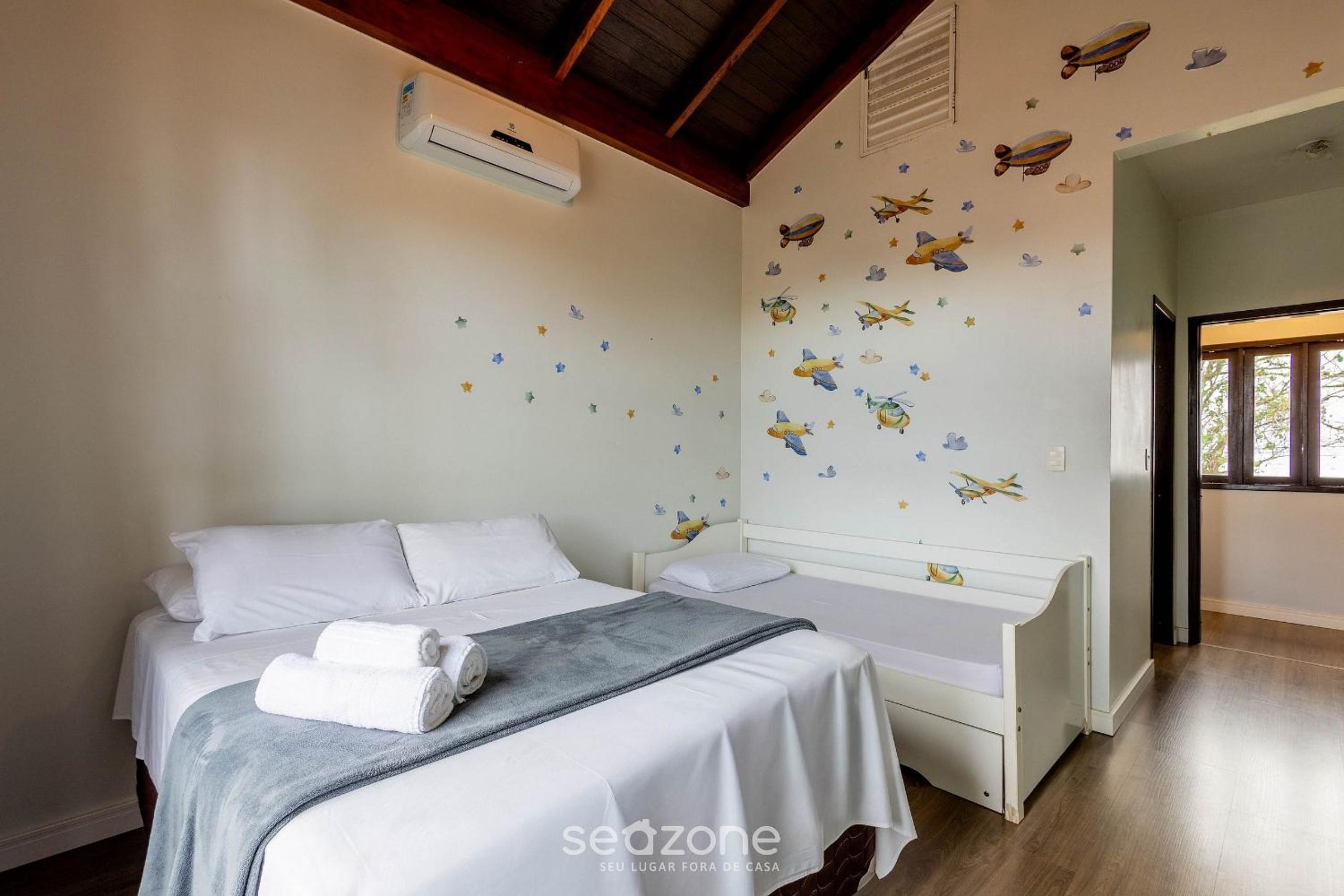 3BR House w/ BBQ 350m beach RST0206