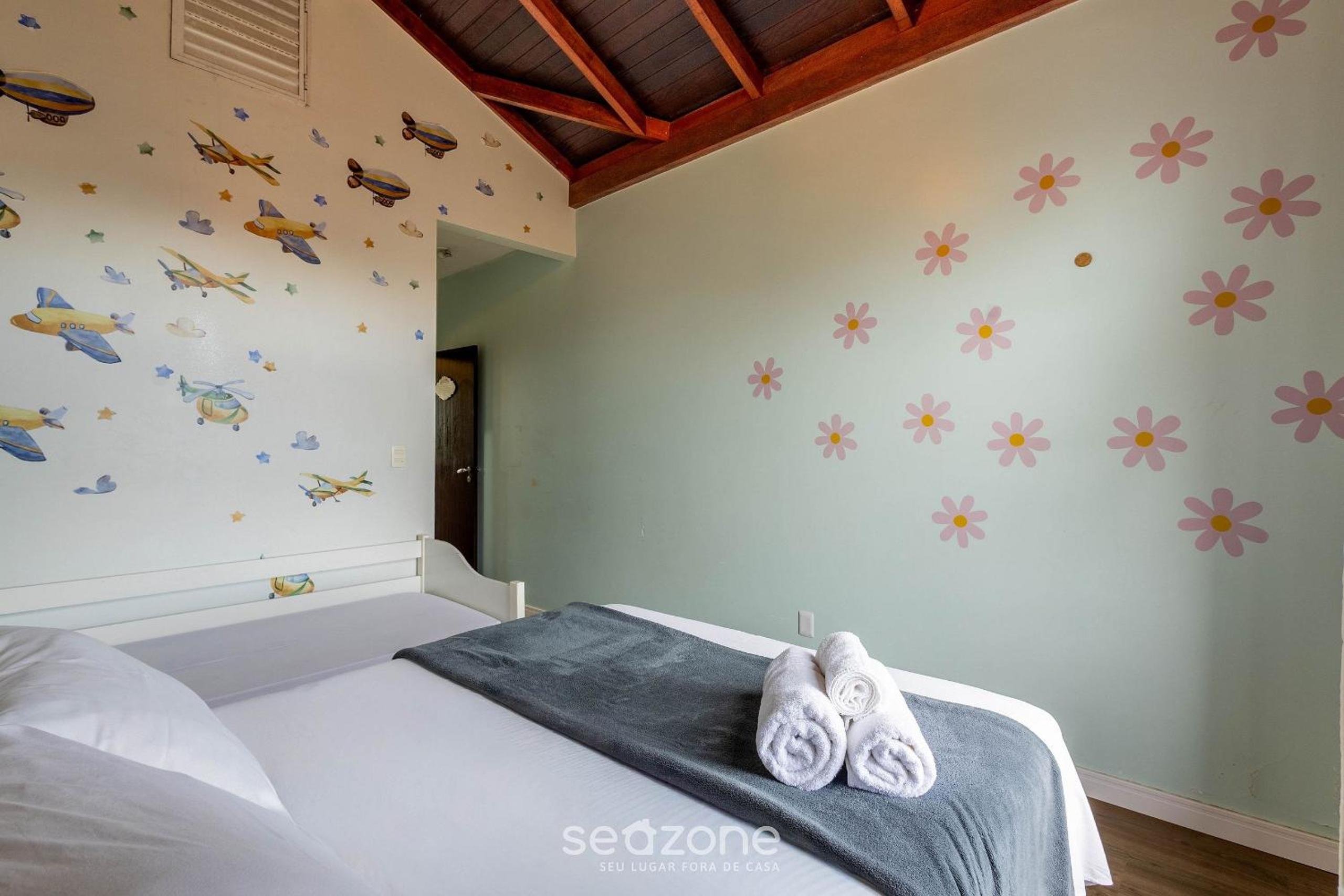 3BR House w/ BBQ 350m beach RST0206