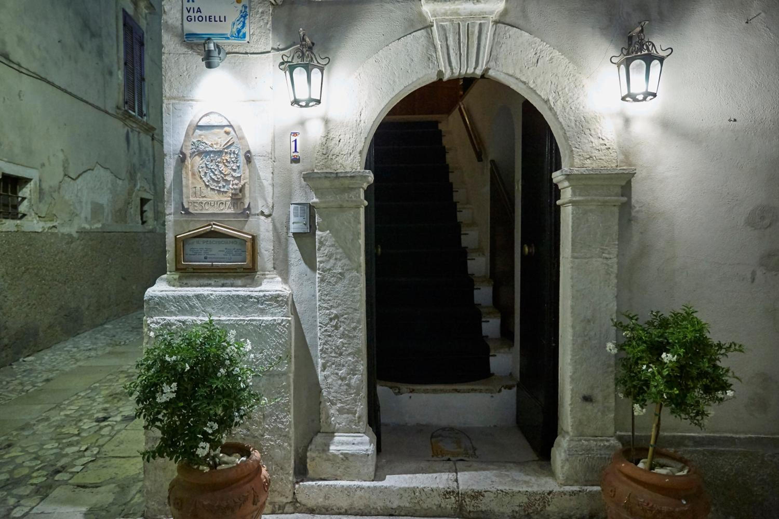 Photo 46