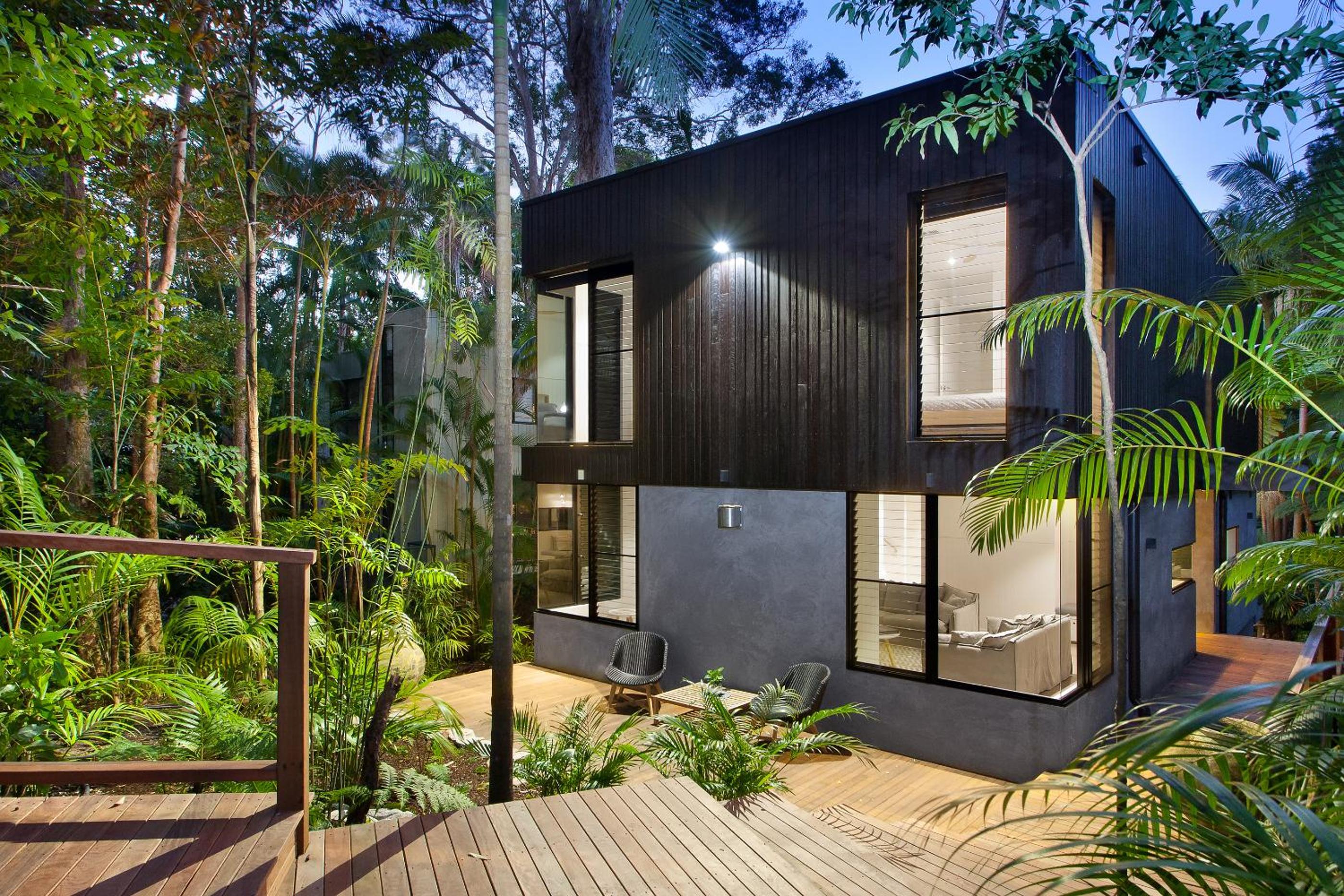 Luxury rainforest retreat, Little Cove