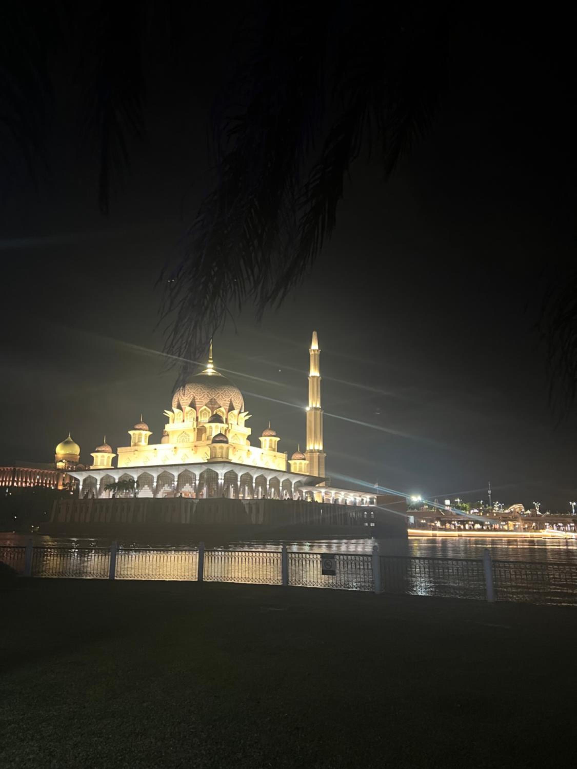 The One by Nakza Stays, Lakeview Suites Putrajaya