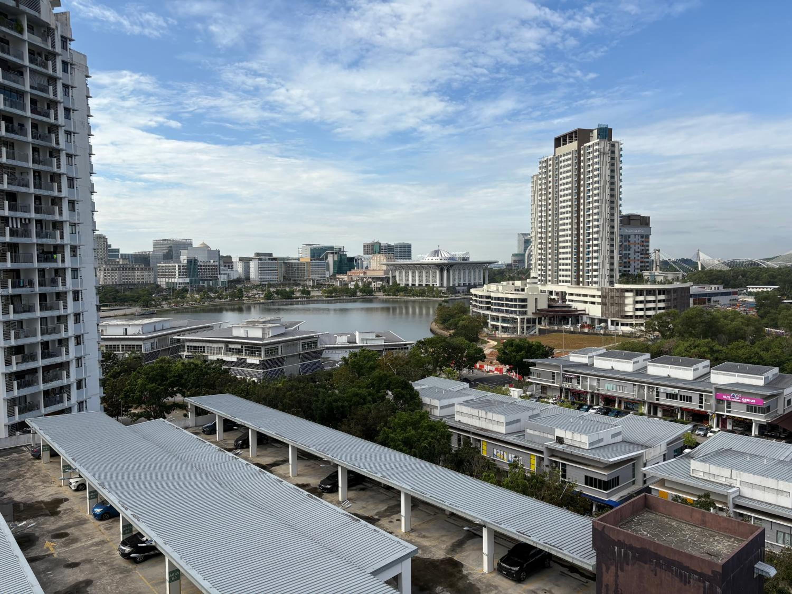 The One by Nakza Stays, Lakeview Suites Putrajaya