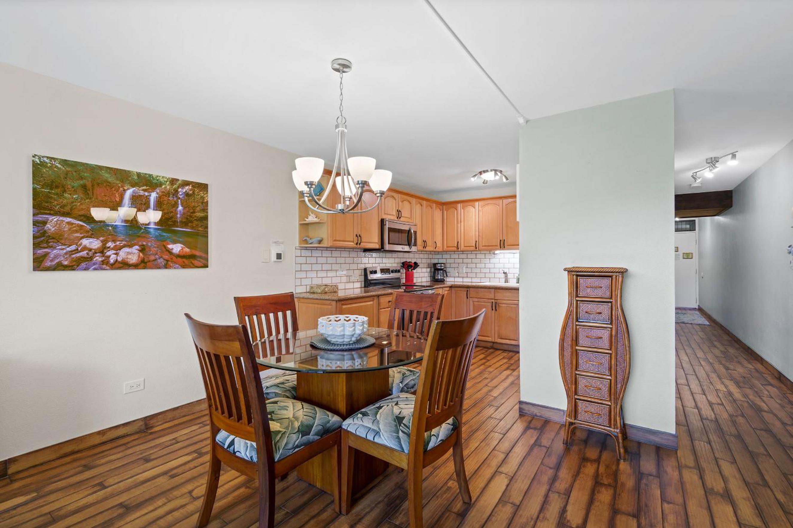 Discover Kamaole Sands 3-101 - Premium Ground Floor Renovation, Split AC, Wi-Fi