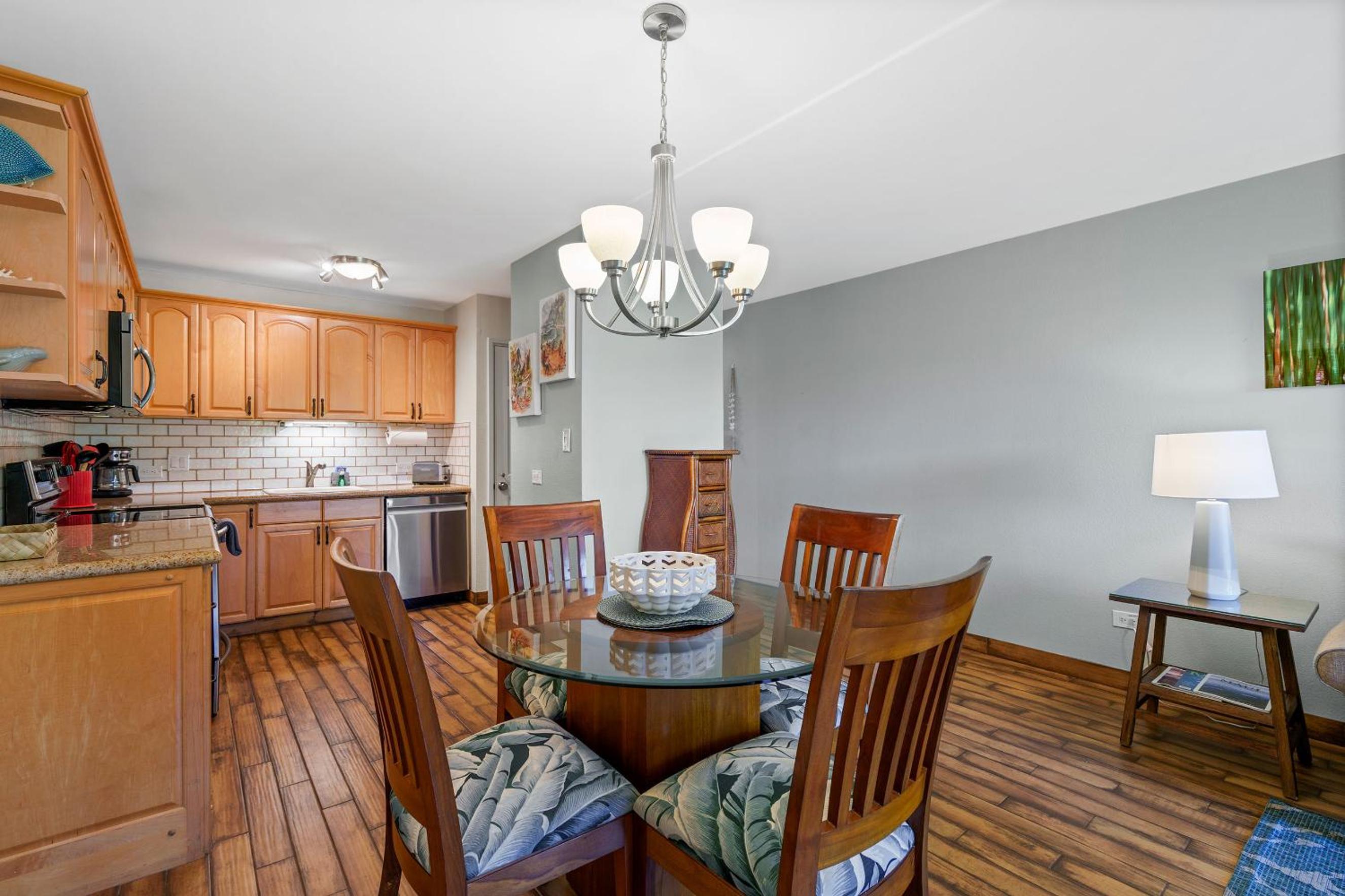 Discover Kamaole Sands 3-101 - Premium Ground Floor Renovation, Split AC, Wi-Fi