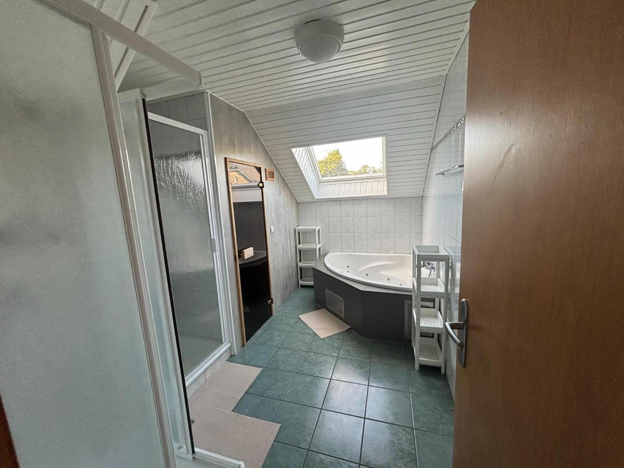 Holiday Home in Robertville with Sauna & Garden view 4