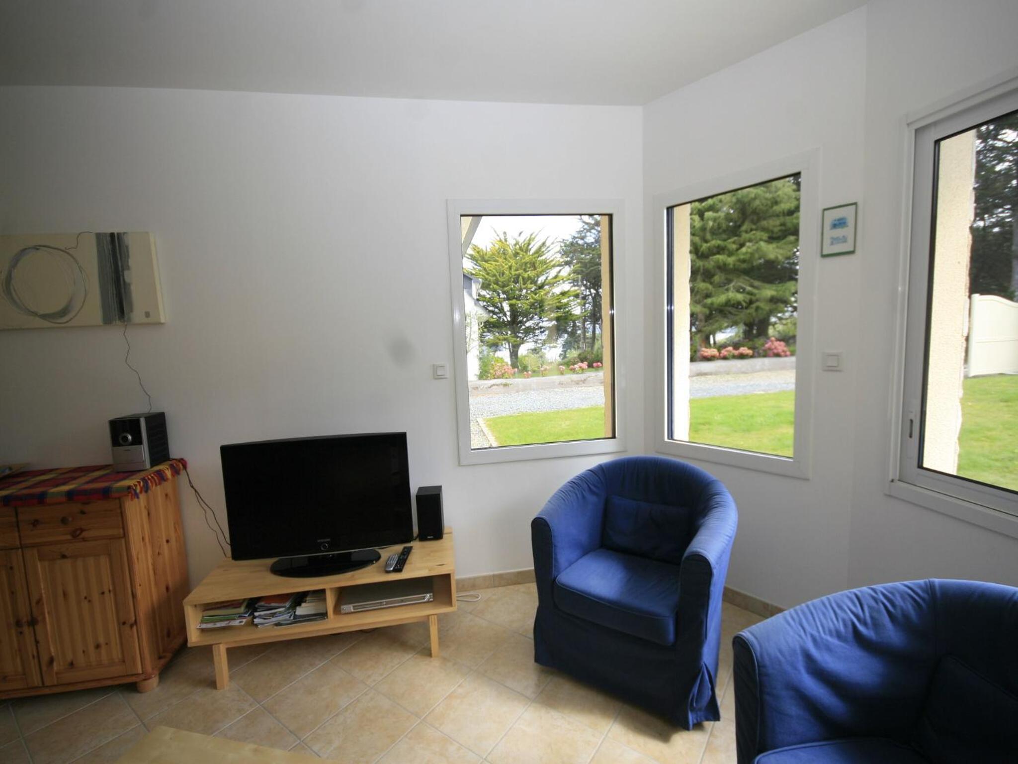 Villa with Private Pool in Plestin-les-Grèves view 2