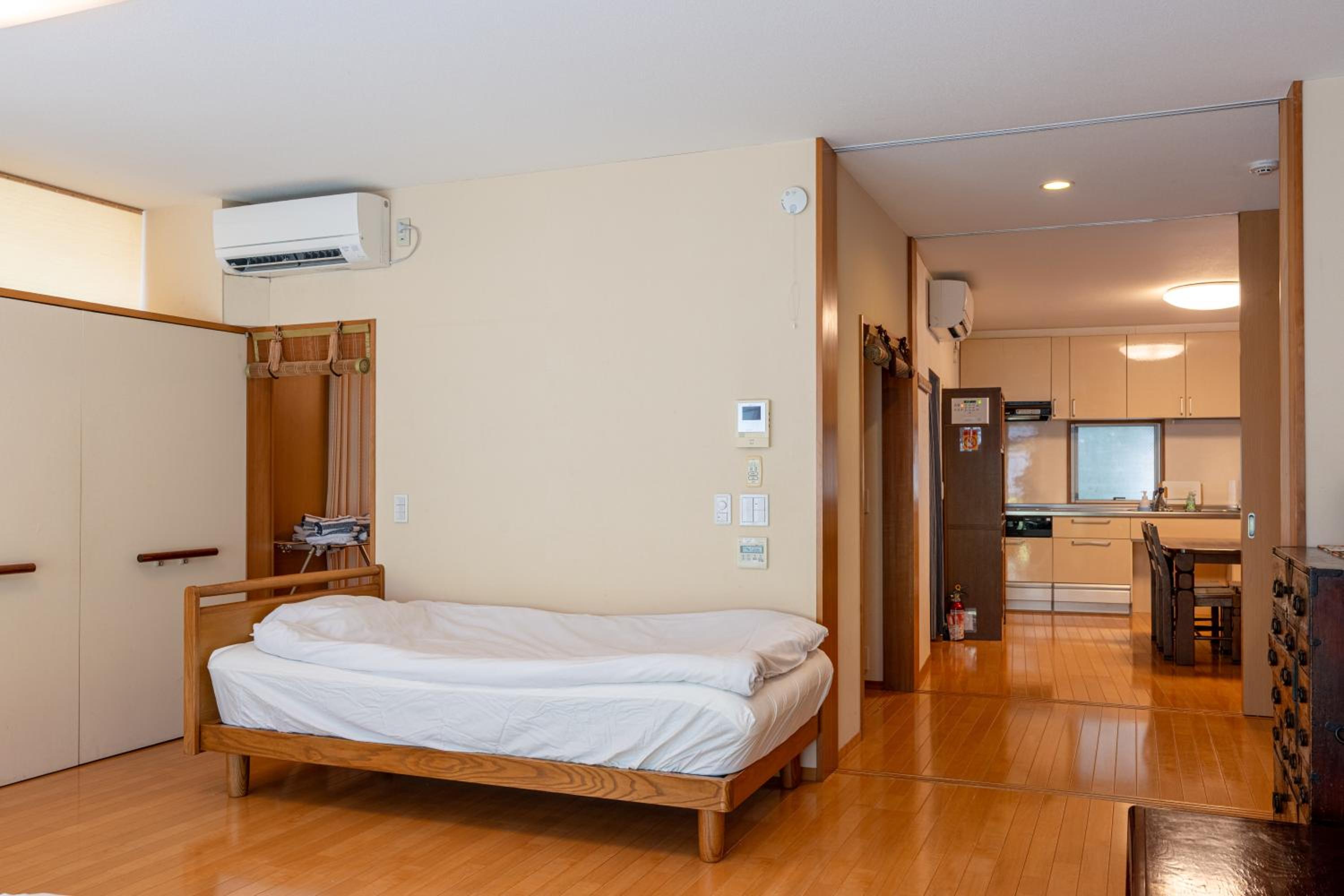 SHINJUKU Garden-house