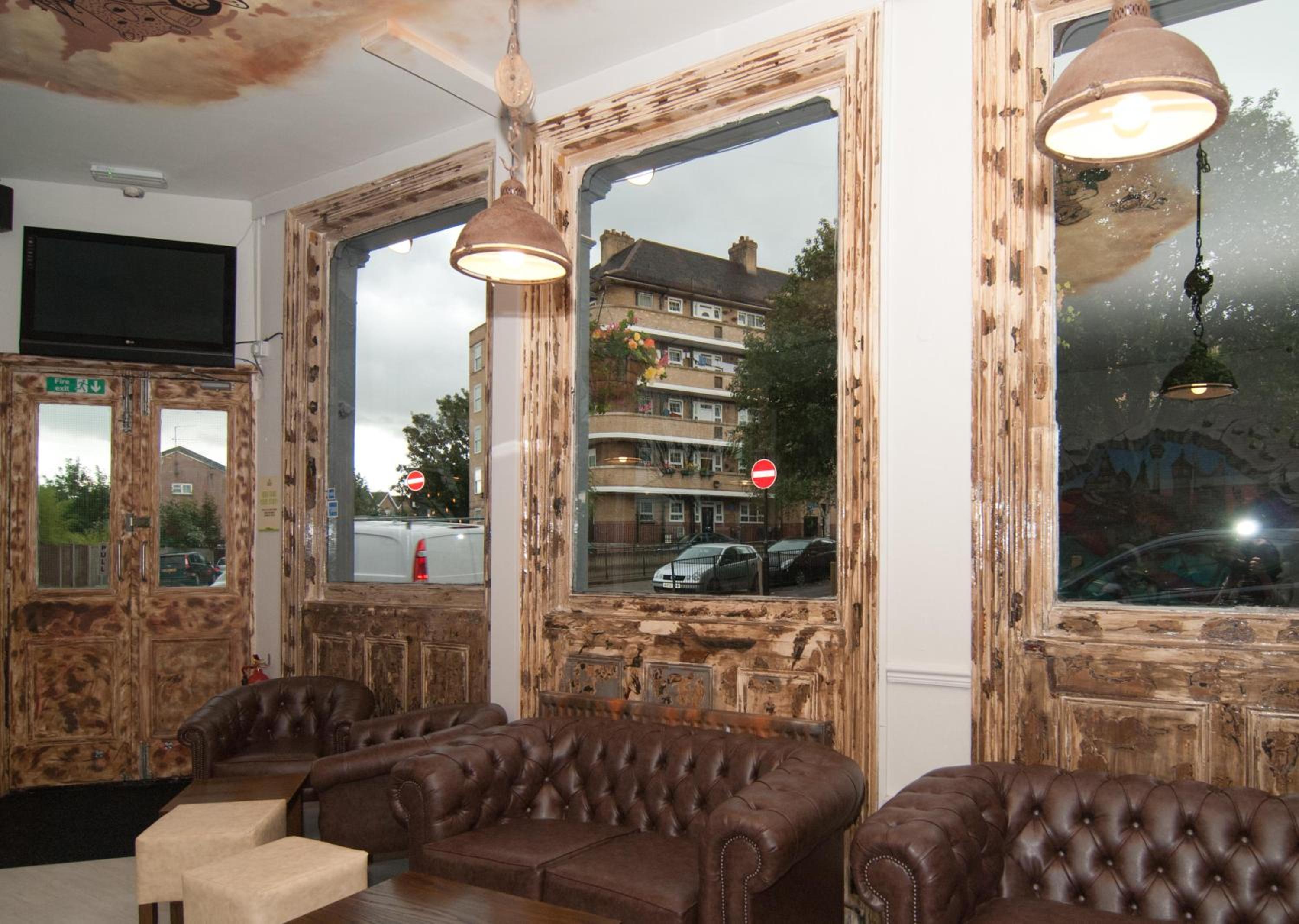 lounge