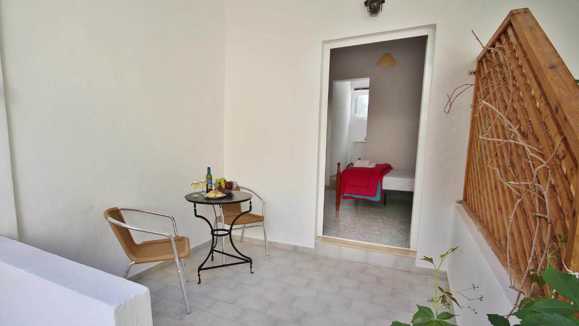 Photo 16
