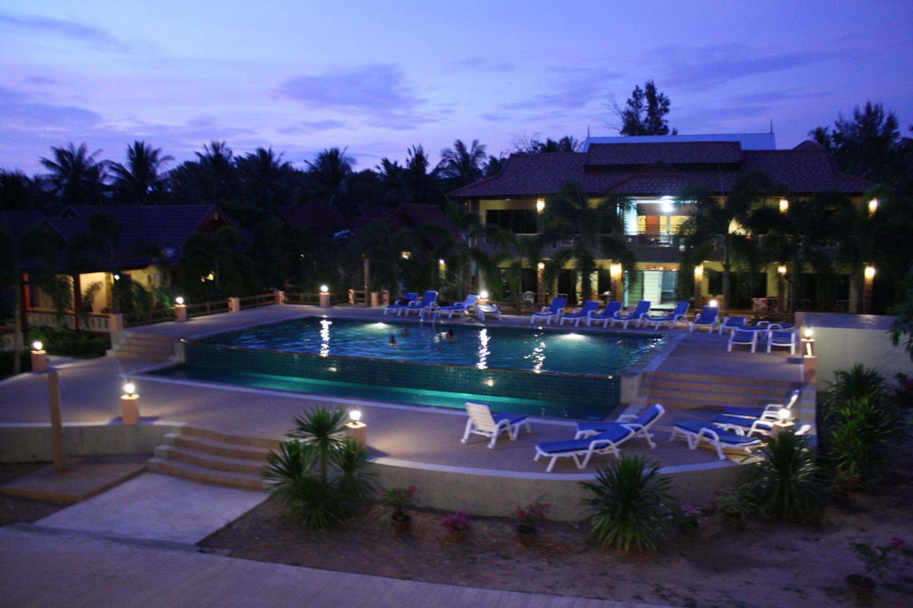 D.R. Lanta Bay Resort