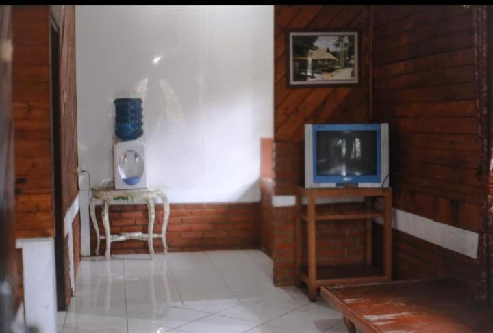 Aquarius Orange Hotel & Villa